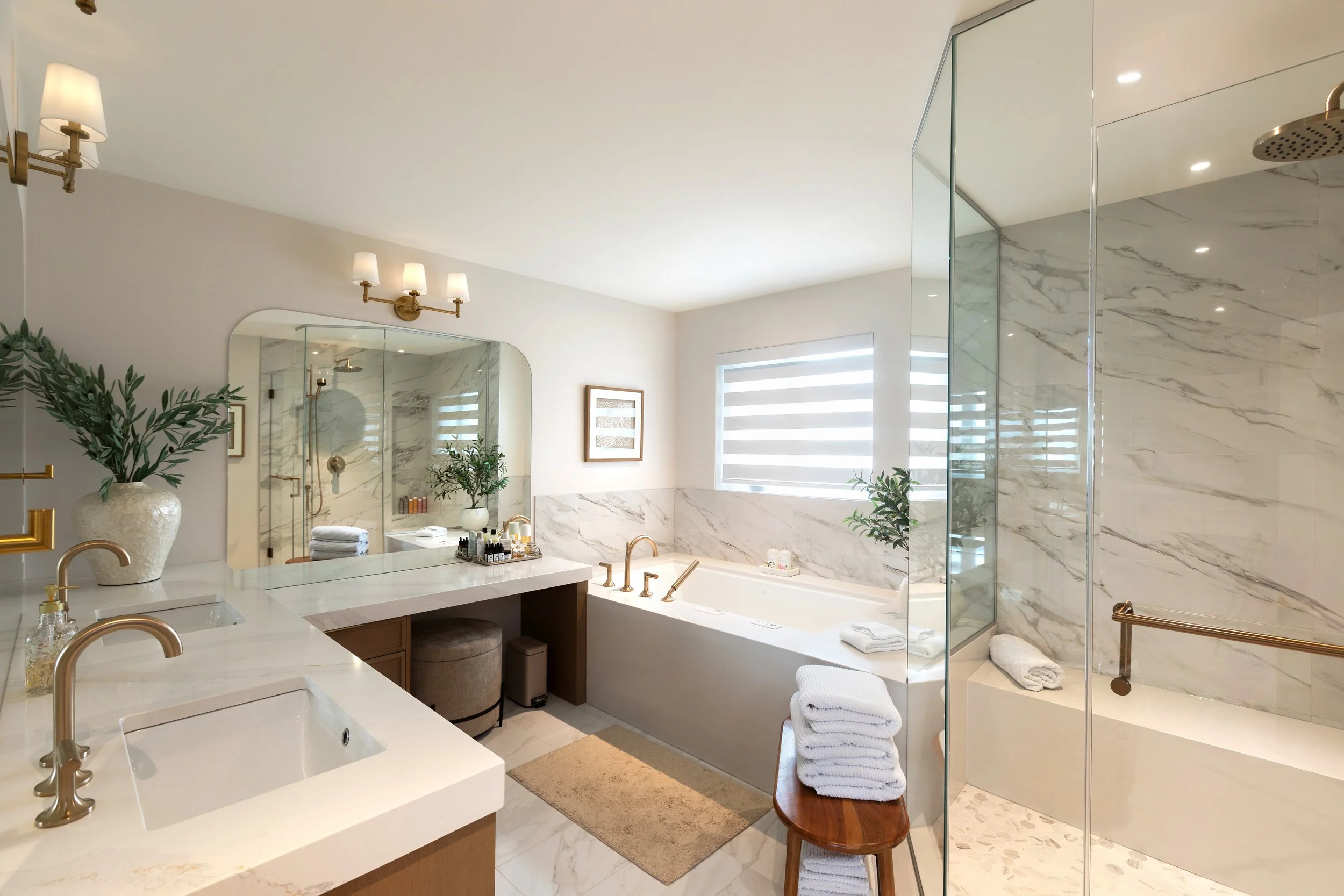 Ensuite in the Sherwood Park Reno by Urbis Infill Homes.