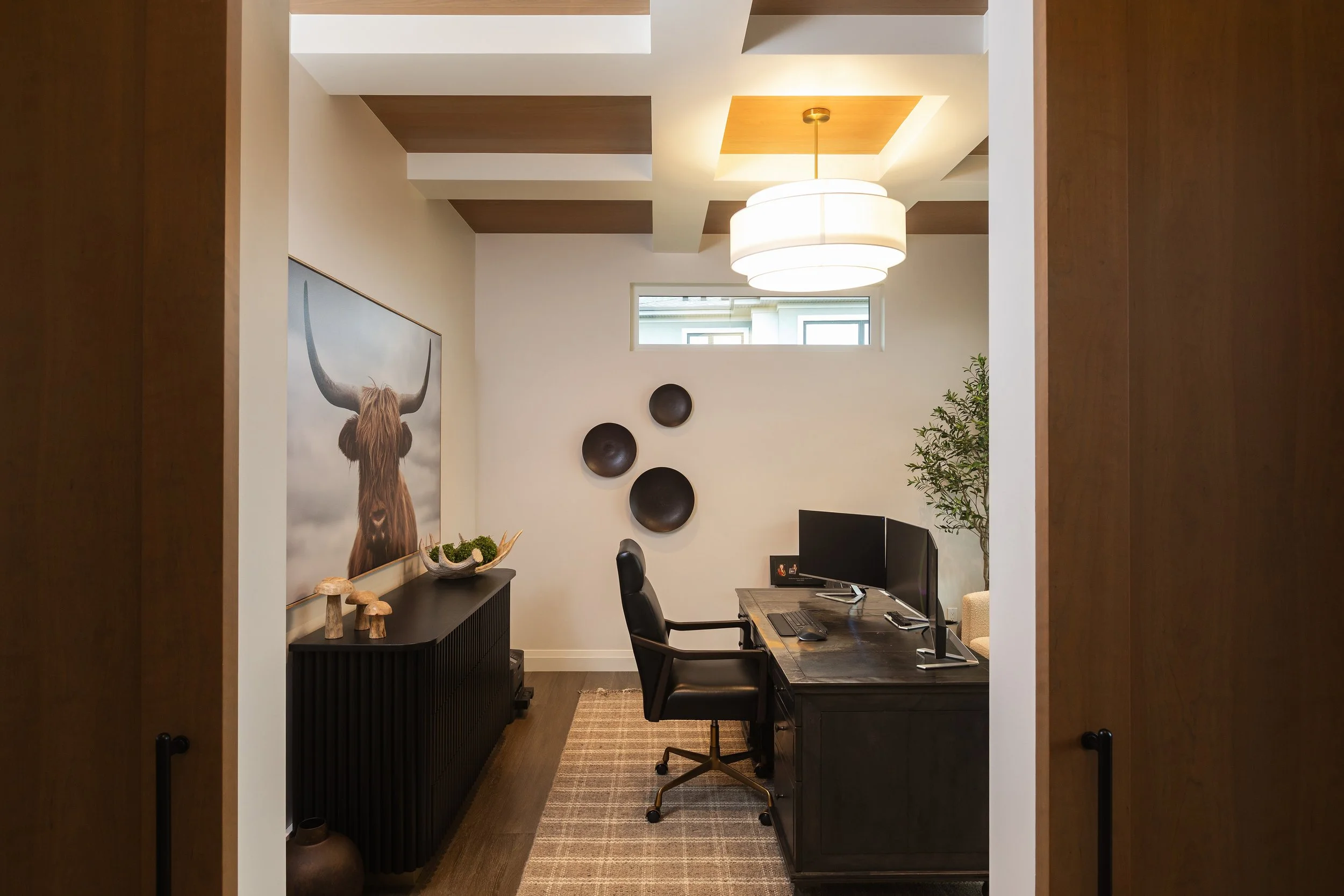 Home office in the Sherwood Park Reno by Urbis Infill Homes.