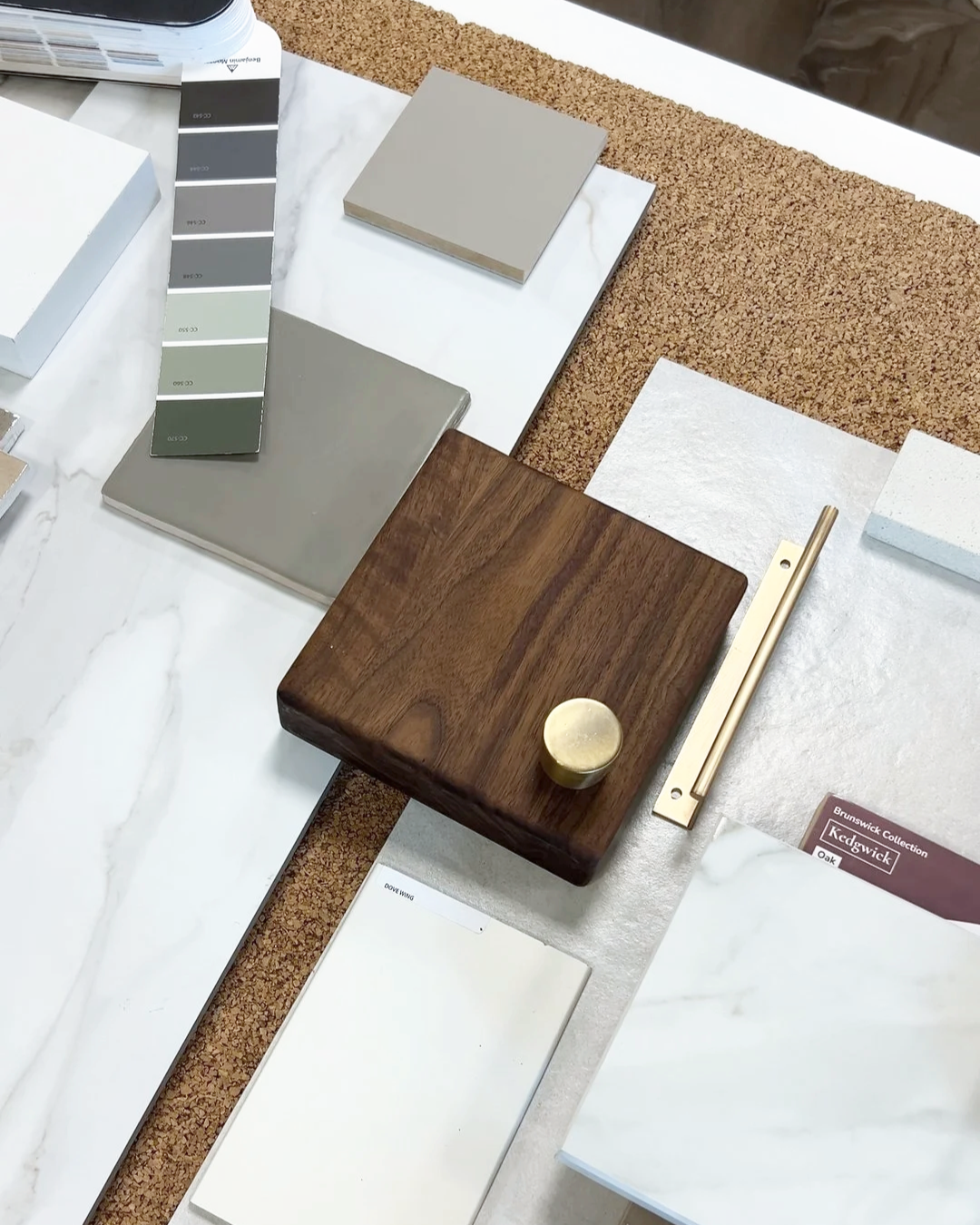 Interior finish selections of the Lakefront II at 12 Jardin Place in Jensen Lakes by Urbis Infill Homes