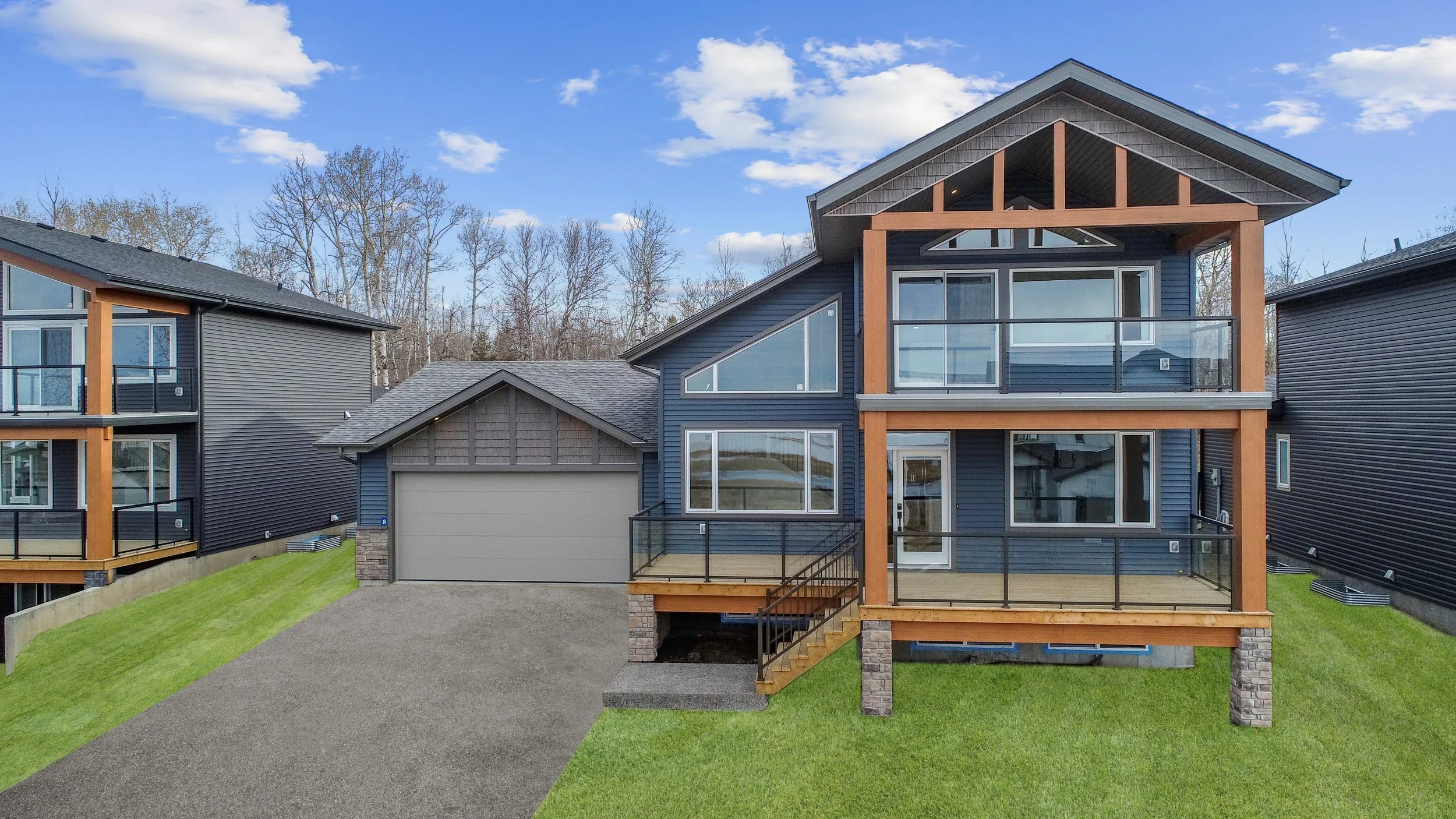 Lakefront Custom Homes, The Estates at Waters Edge Urbis Infill Homes