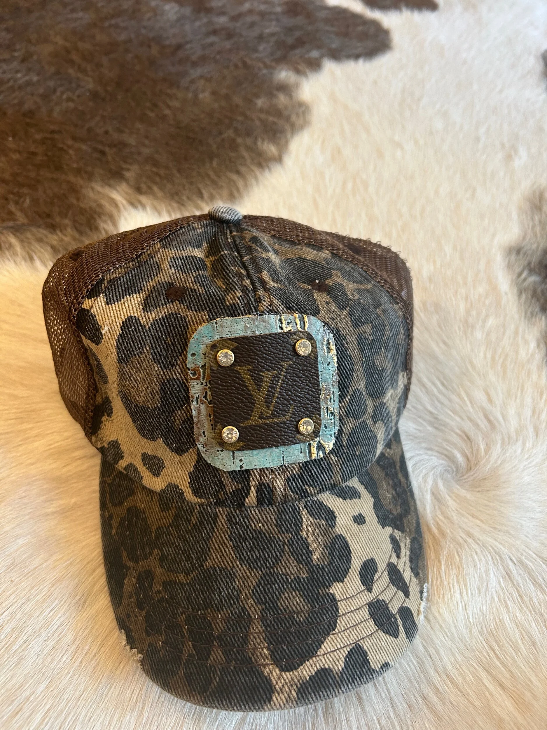 A0B86CDF-5A82-46B0-80AA-B27C230079FB