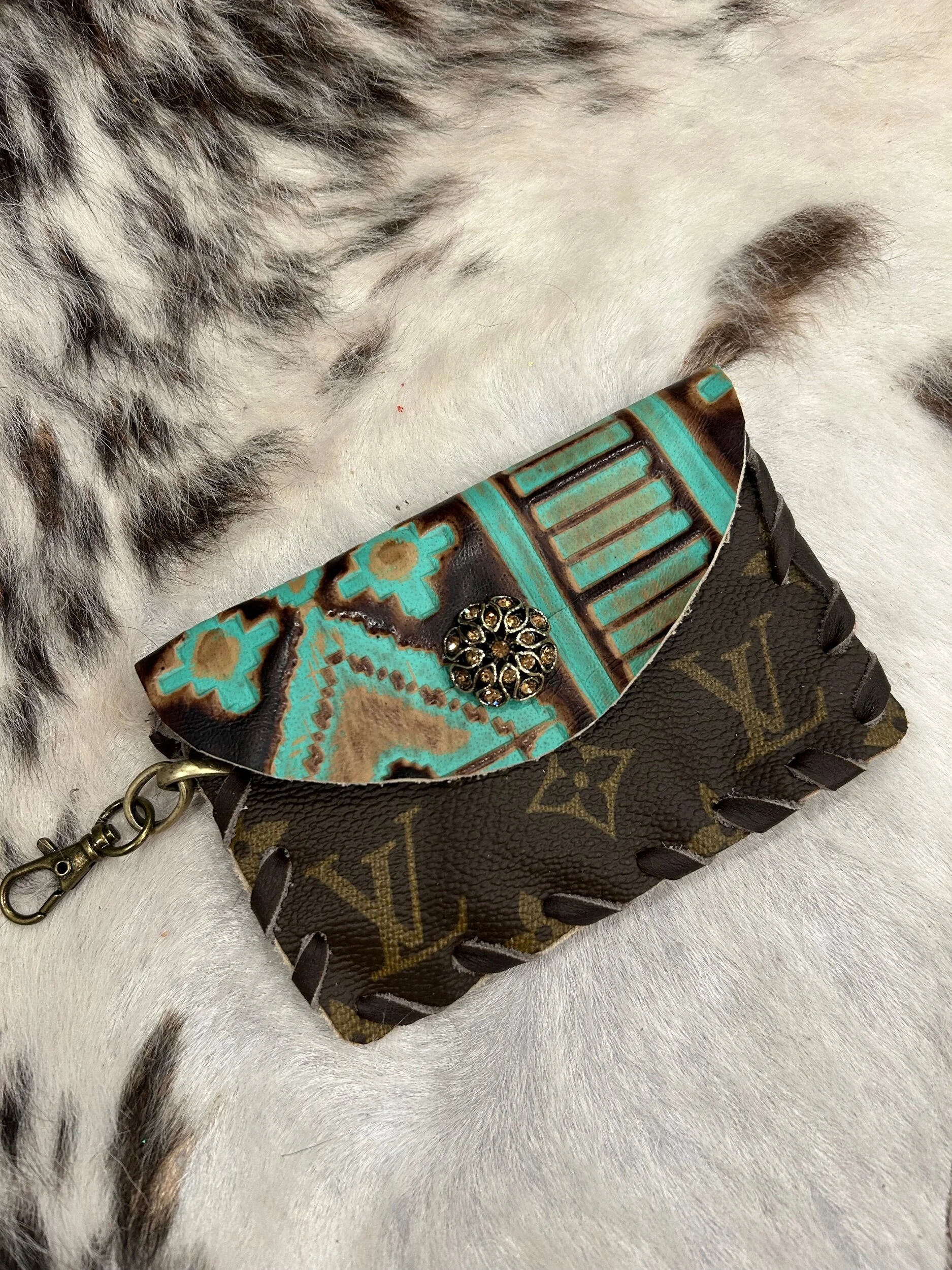 Upcycled LV & Leopard Keychain – WILD LILIES BOUTIQUE