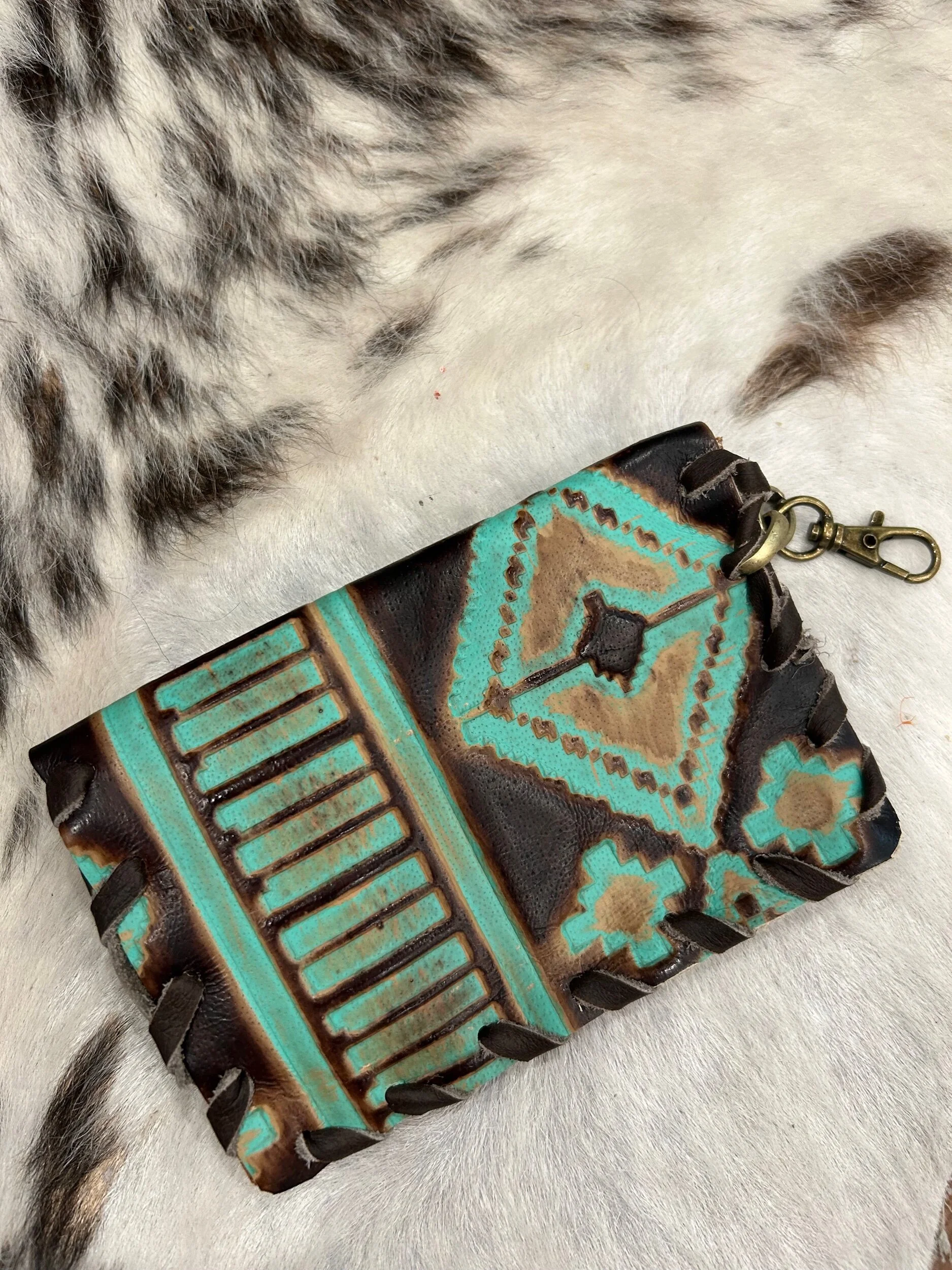 1301EC7D-4AF8-47E1-9D81-E3F04F7056D0