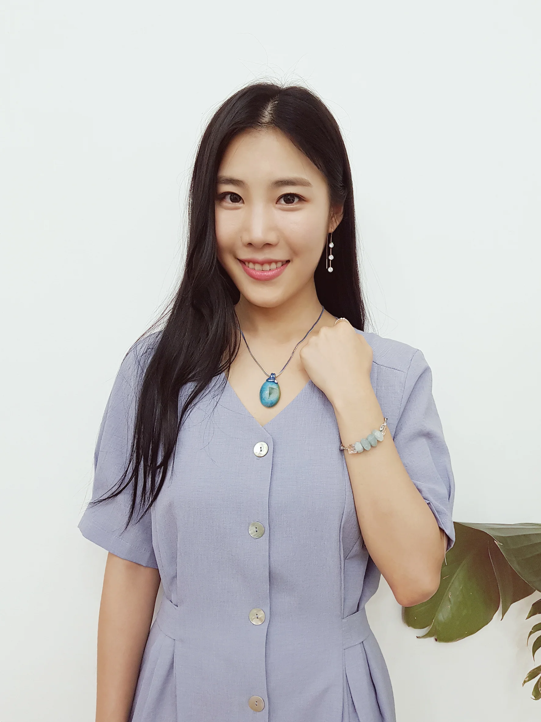 -열두달 12DAL 나율 Nayul from Seoul, S.Korea