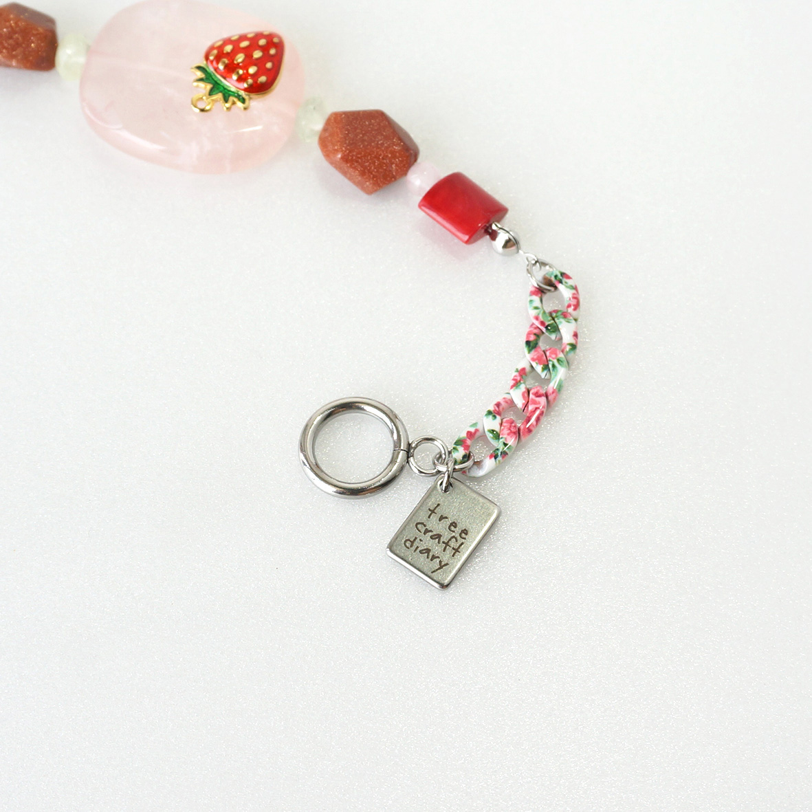 Rose & Berry 3.jpg