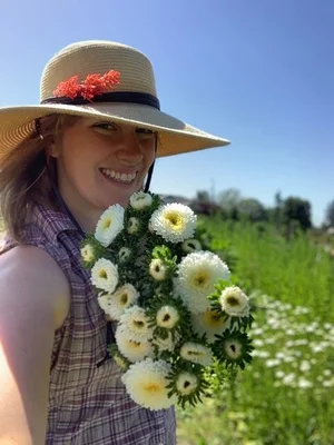 Jesalyn Pettigrew - Mossy Gate Flower Farm