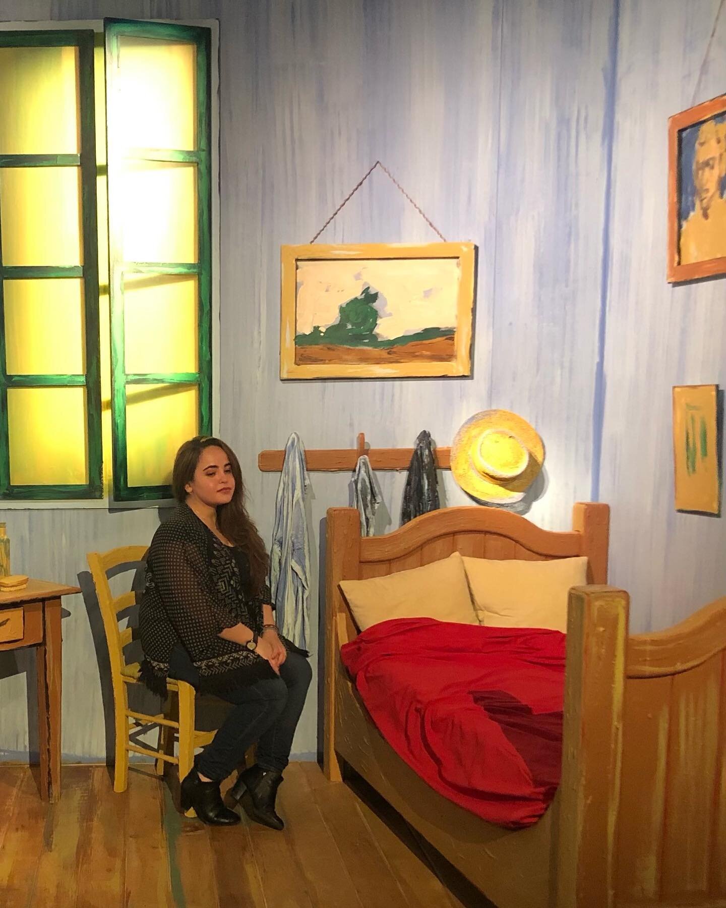 She&rsquo;s a work of art 🎨
.
.
.
#vangogh #vangoghexperience
📸: @debkabin