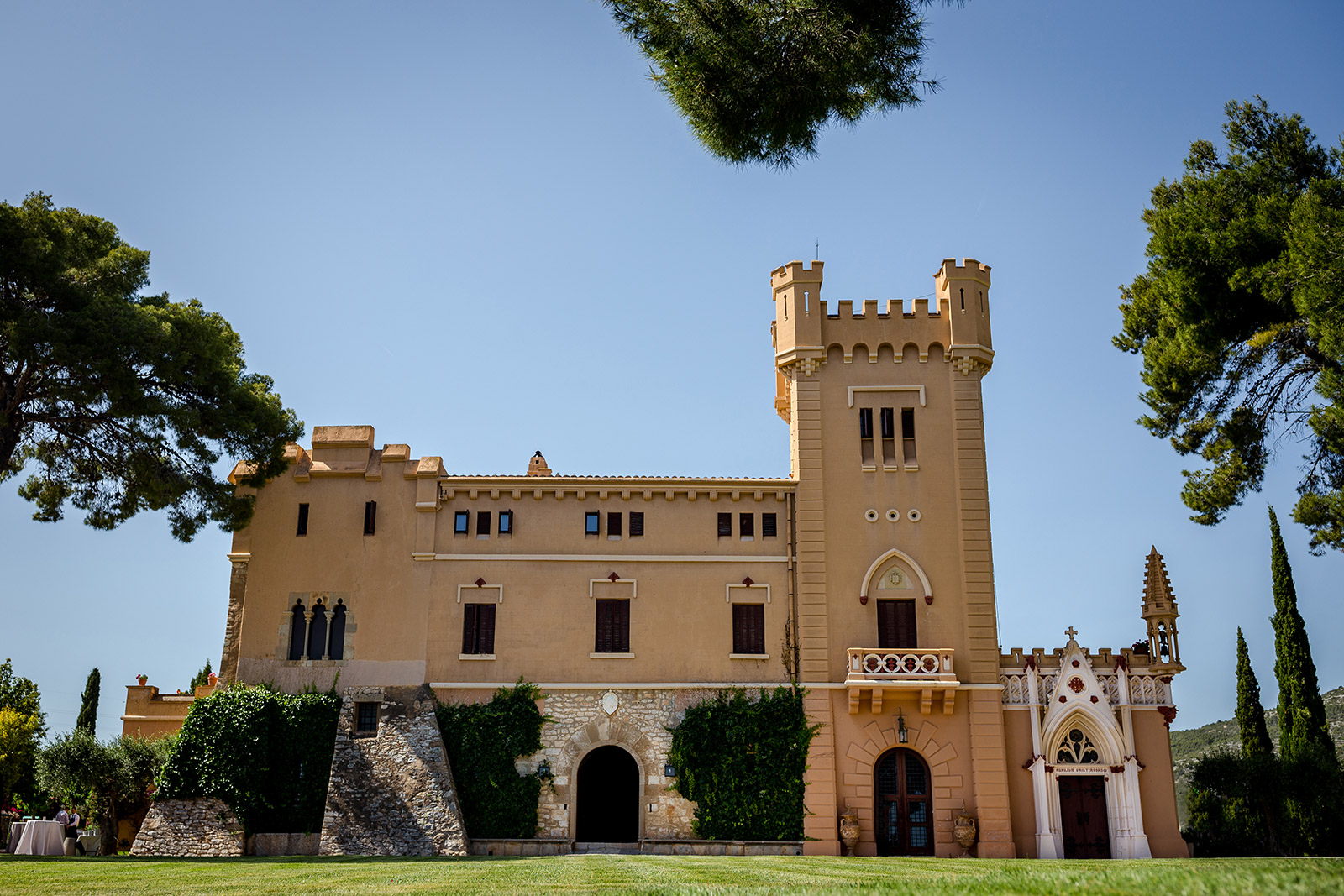 Torre-del-Veguer-Wedding-Sitges-7.jpg