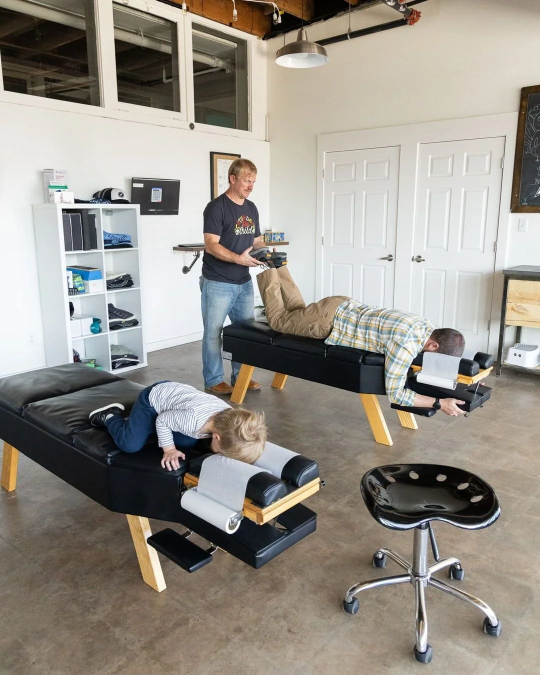 Did you know your spine health affects your digestion, sleep, mood, and immune system?
Yep. It&rsquo;s all connected.
Just like The Barbie Movie taught us, everything&rsquo;s better when you feel empowered. 💅✨
Chiropractic care is part of that.