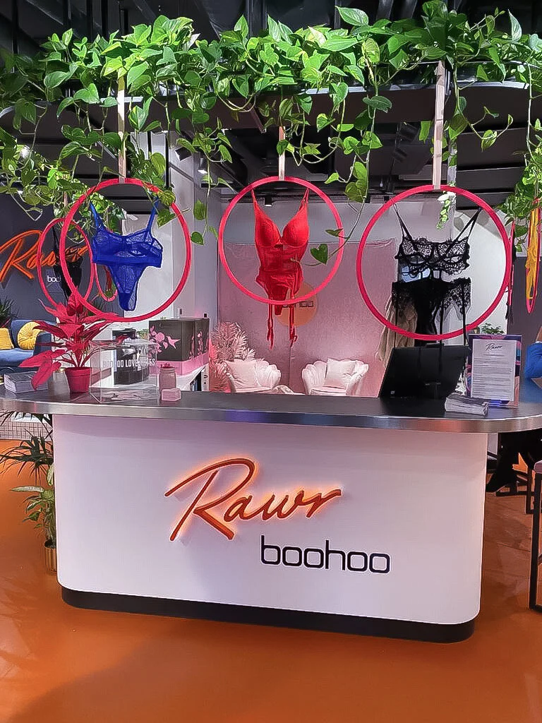 Boohoo X India Reynolds Galentines | Styling 