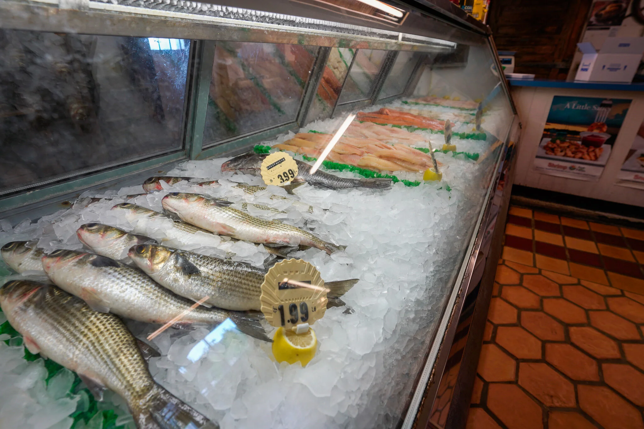 Seafood Market — Charlies Fish House Restaurant