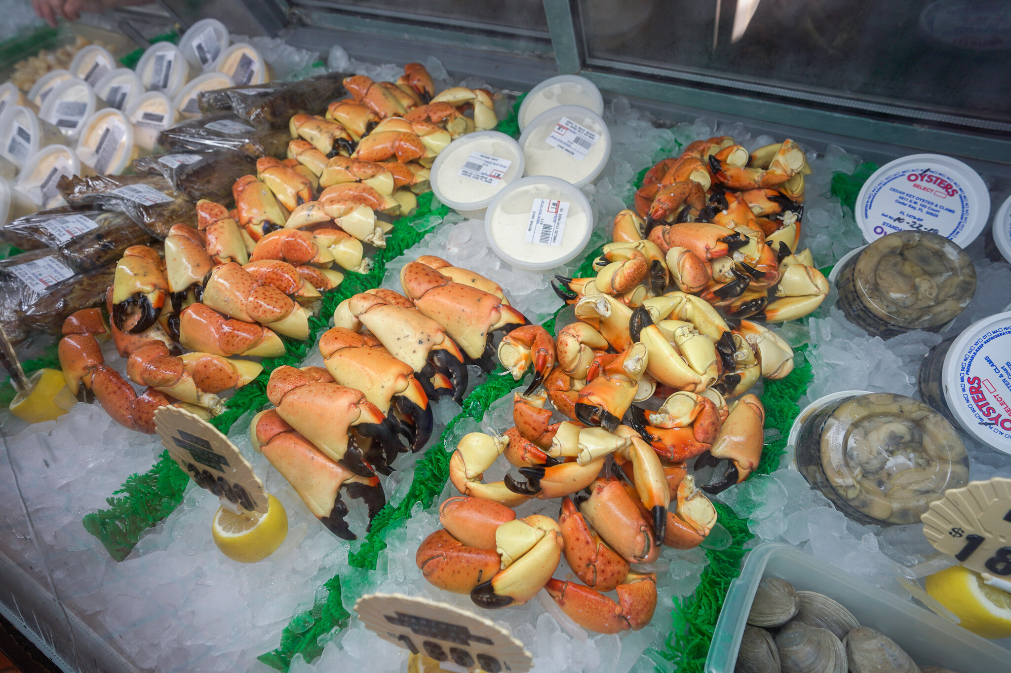 Seafood Market — Charlies Fish House Restaurant