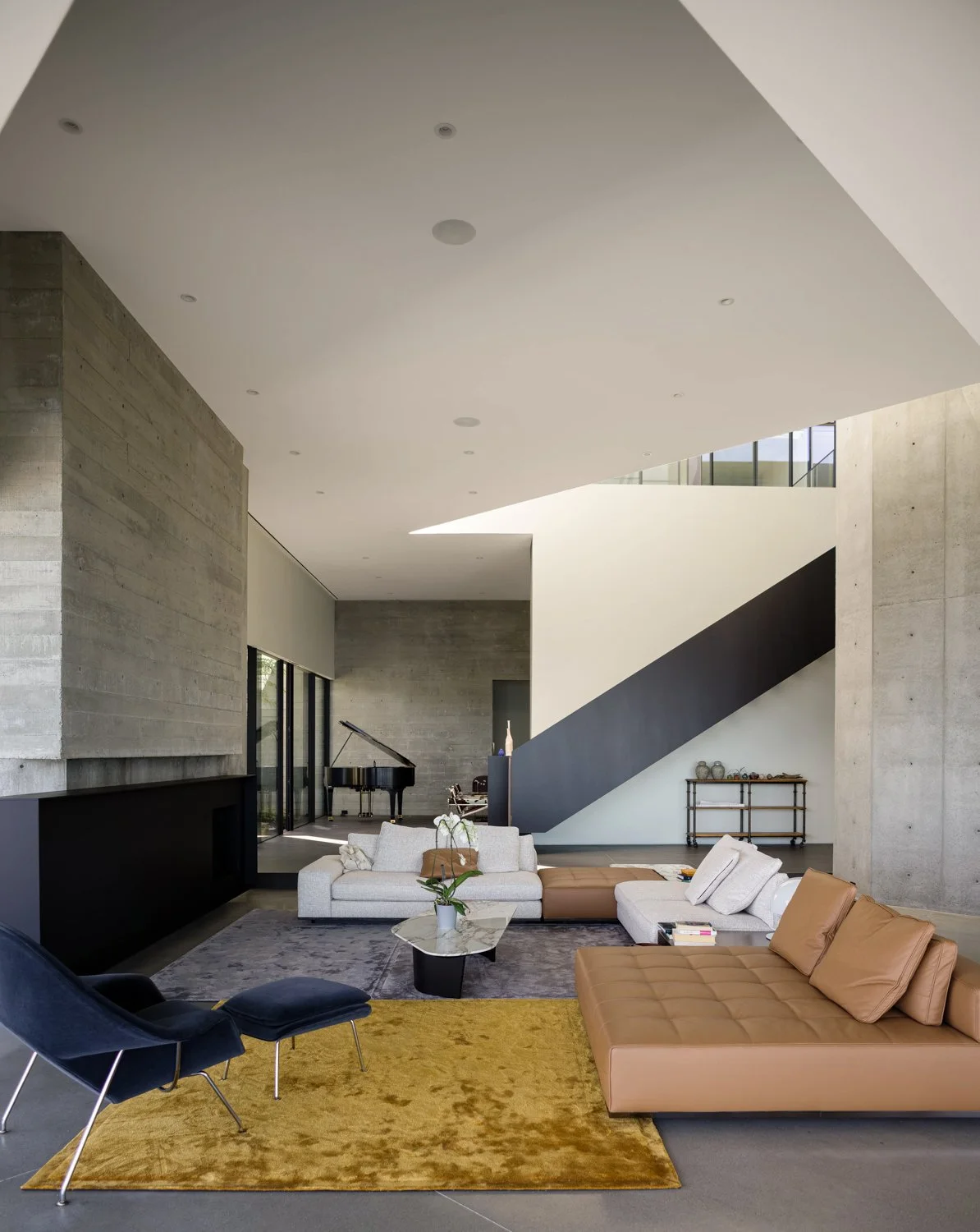 Black Cliff House, West Vancouver