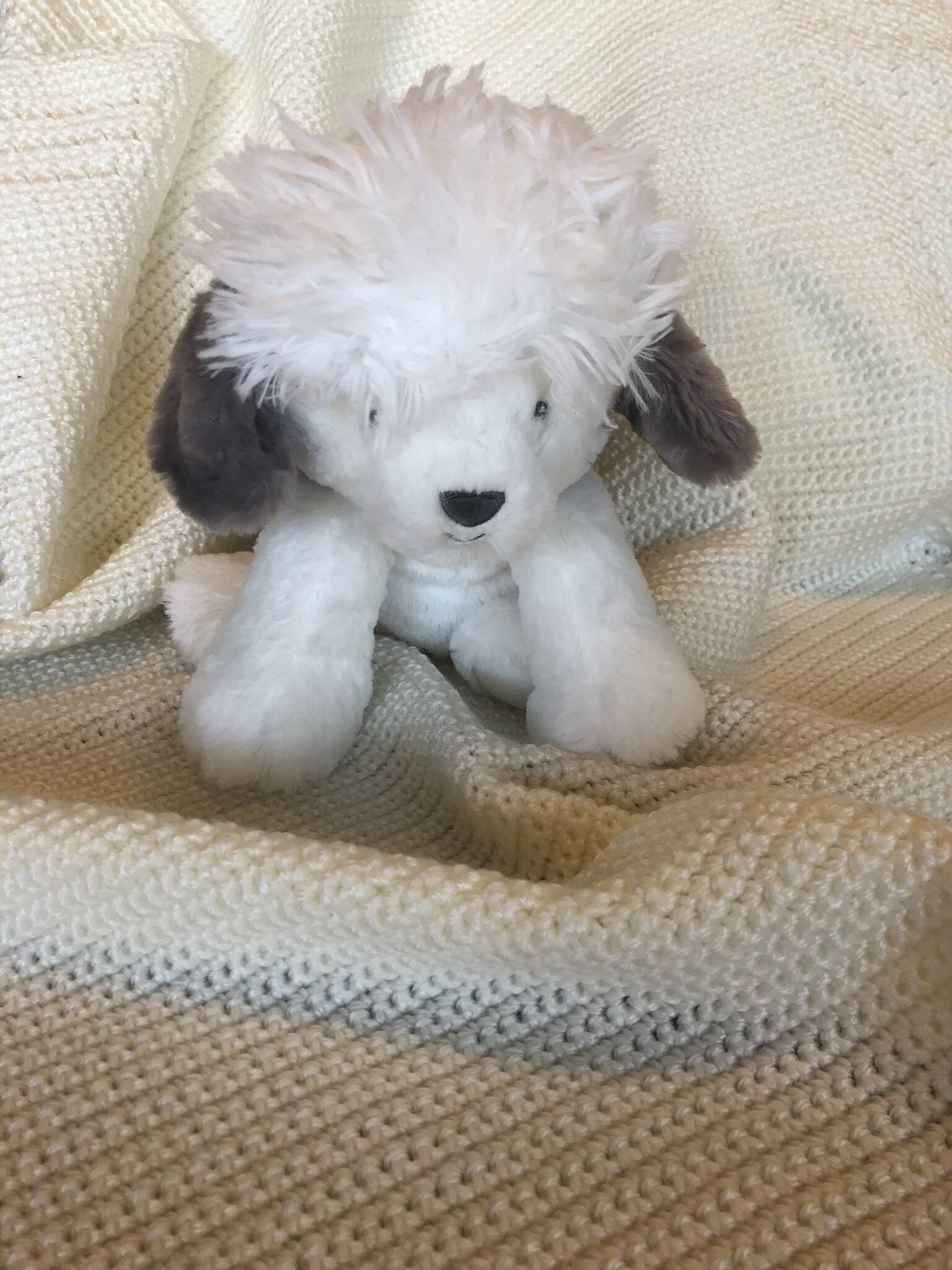  Item #C1025 - White Crochet Blanket