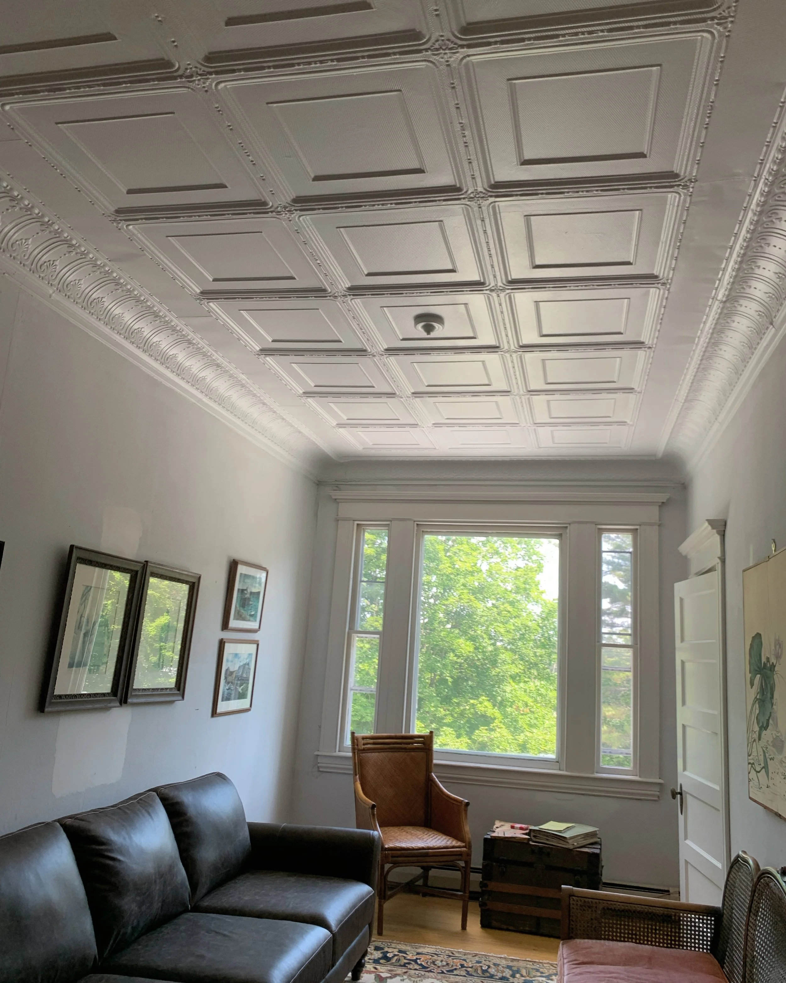 Reading Nook.JPG