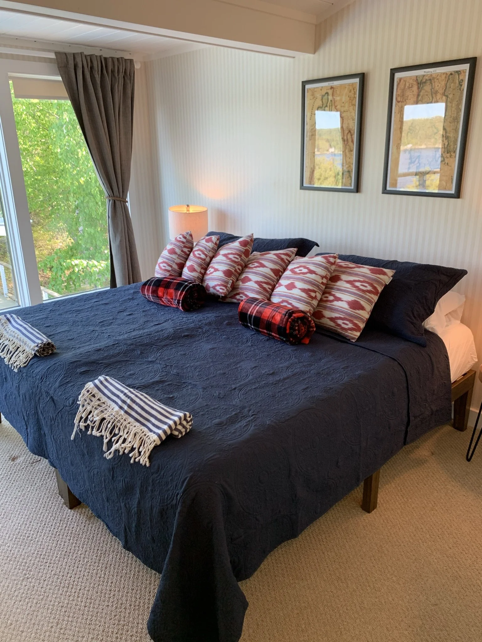 Queen Room 4.JPEG