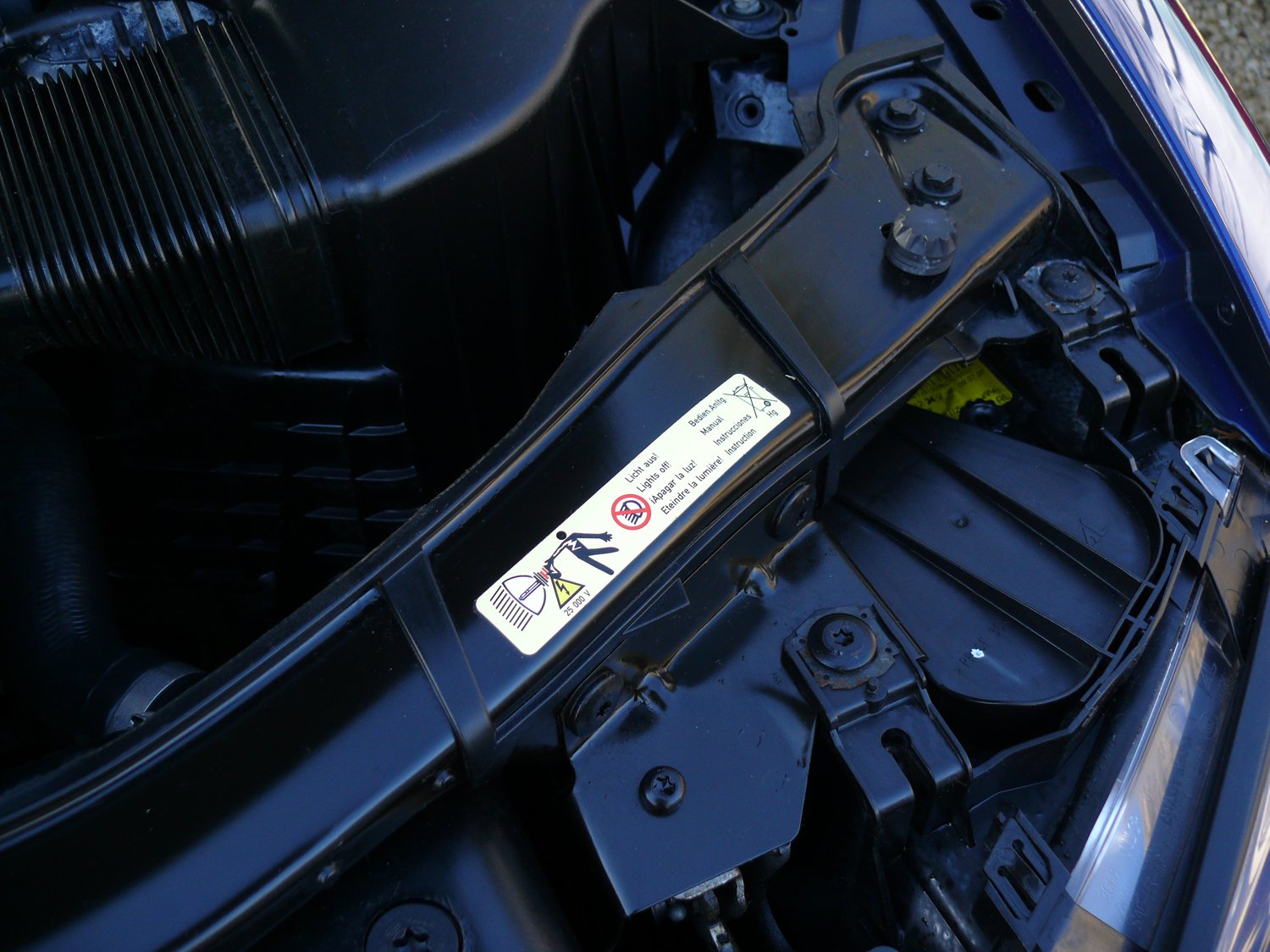 BMW Engine 9.jpg