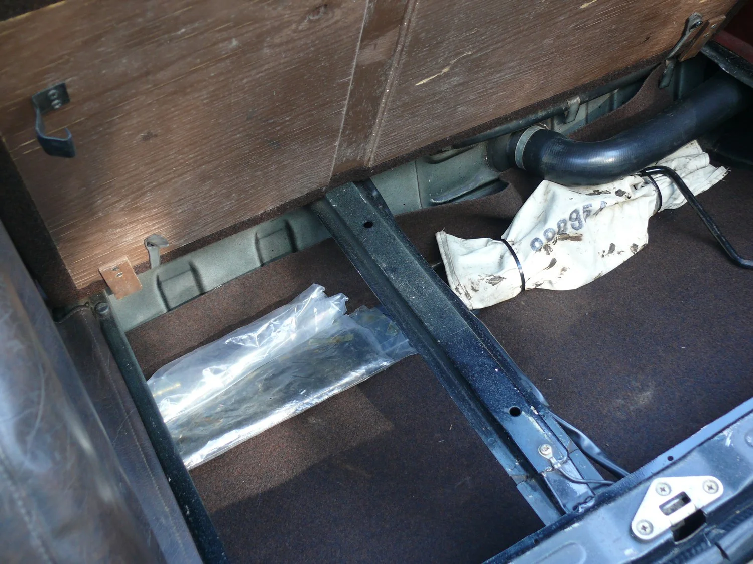 99b8.jpg