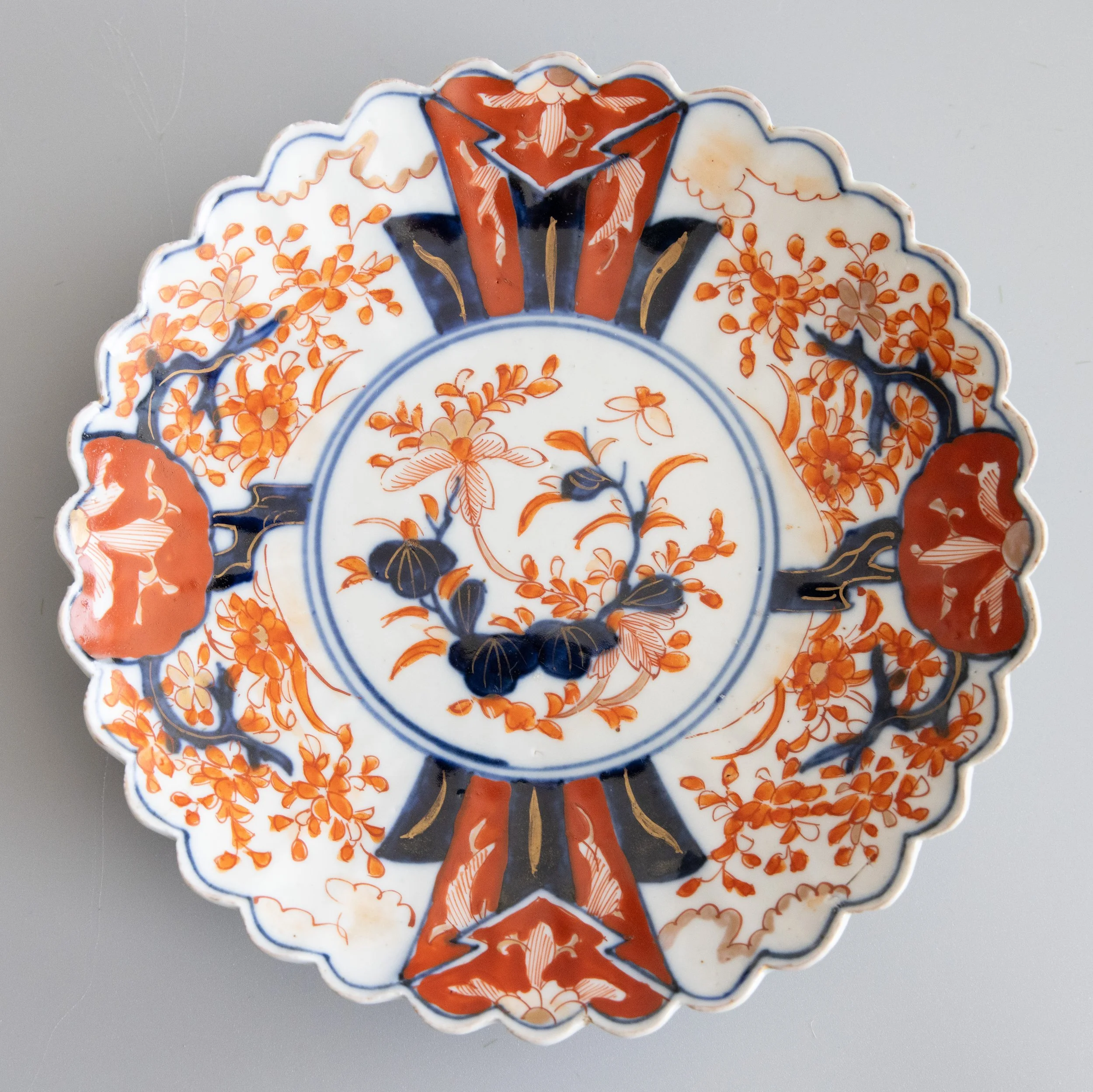 Antique 19th Century Japanese Scalloped Imari Plate