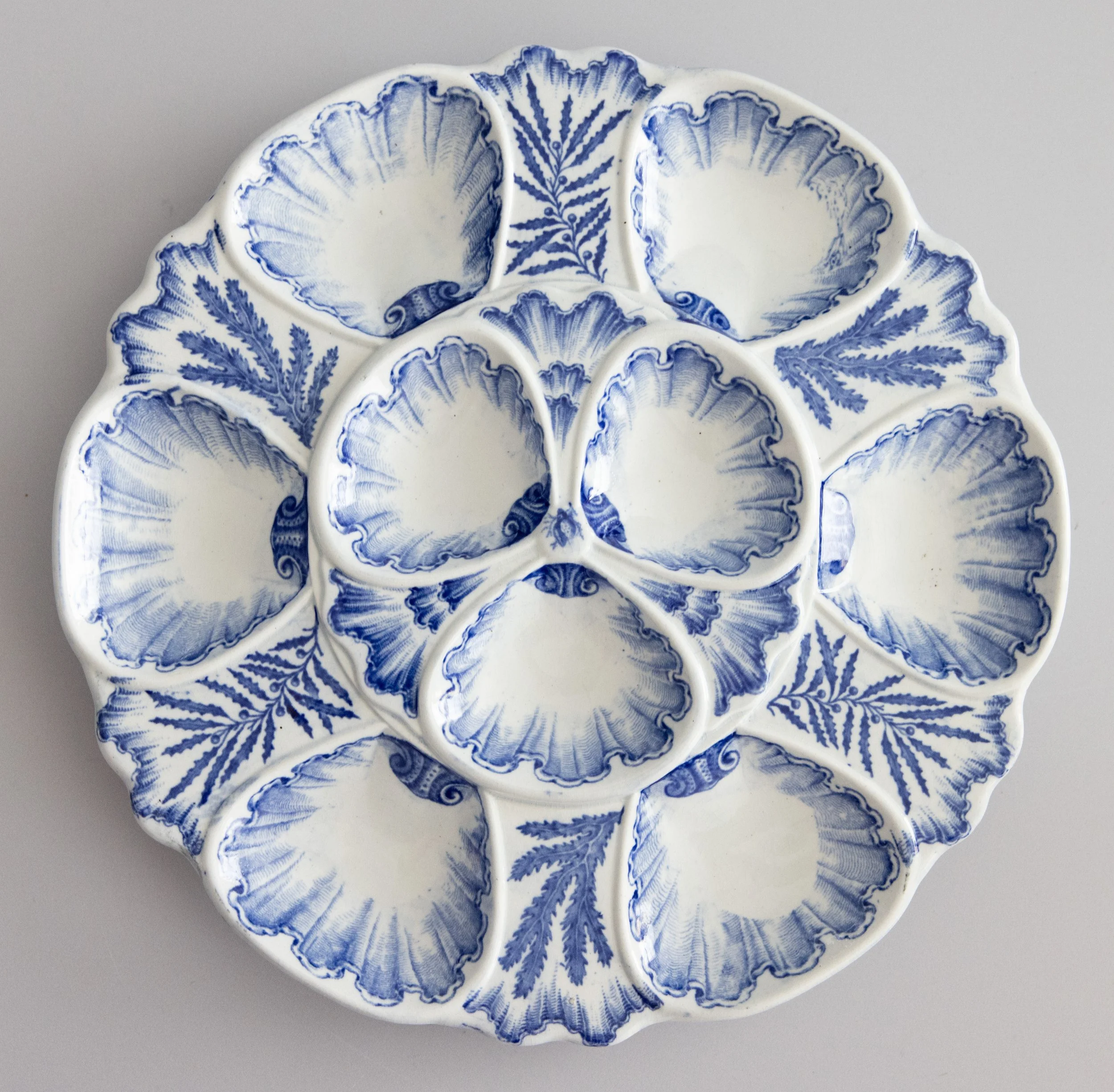 Antique French Bordeaux Vieillard Blue & White Seaweed Oyster Plate Platter, Circa 1890