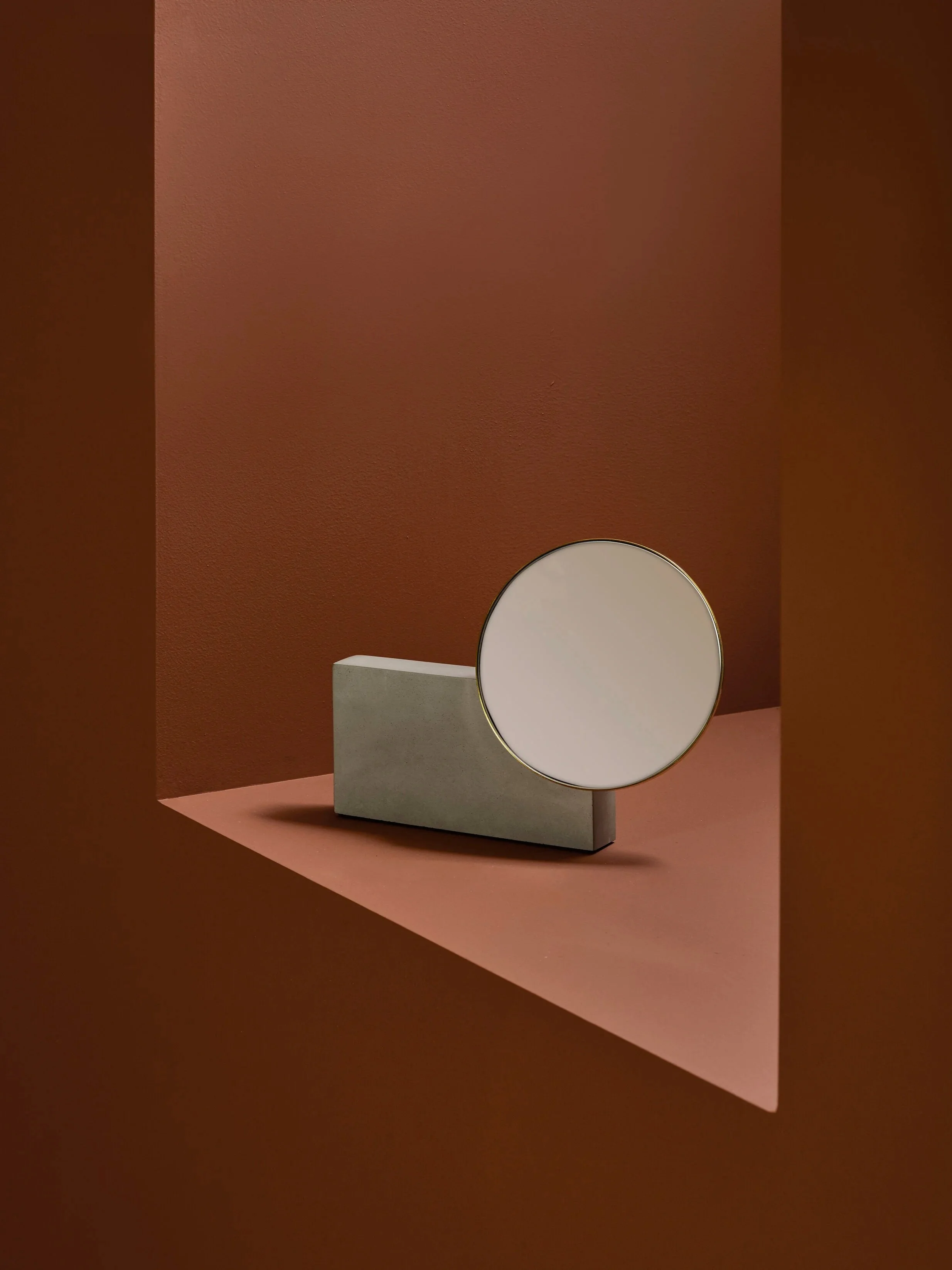 Magnifying Mirror
