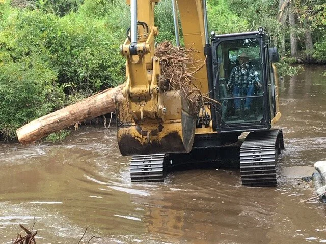 Root Wad being maneuvered into place