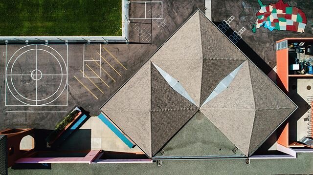 playground fro above
.
.
.
.
.
.
#dji #drone #aerialphotography #dronestagram #aerial #drones #droneoftheday #droneflight #droneview #djiglobal #dronelife #djiphantom #dronephotography #quadcopter #phantom4 #dronesdaily #phantom #droneporn #dronehero
