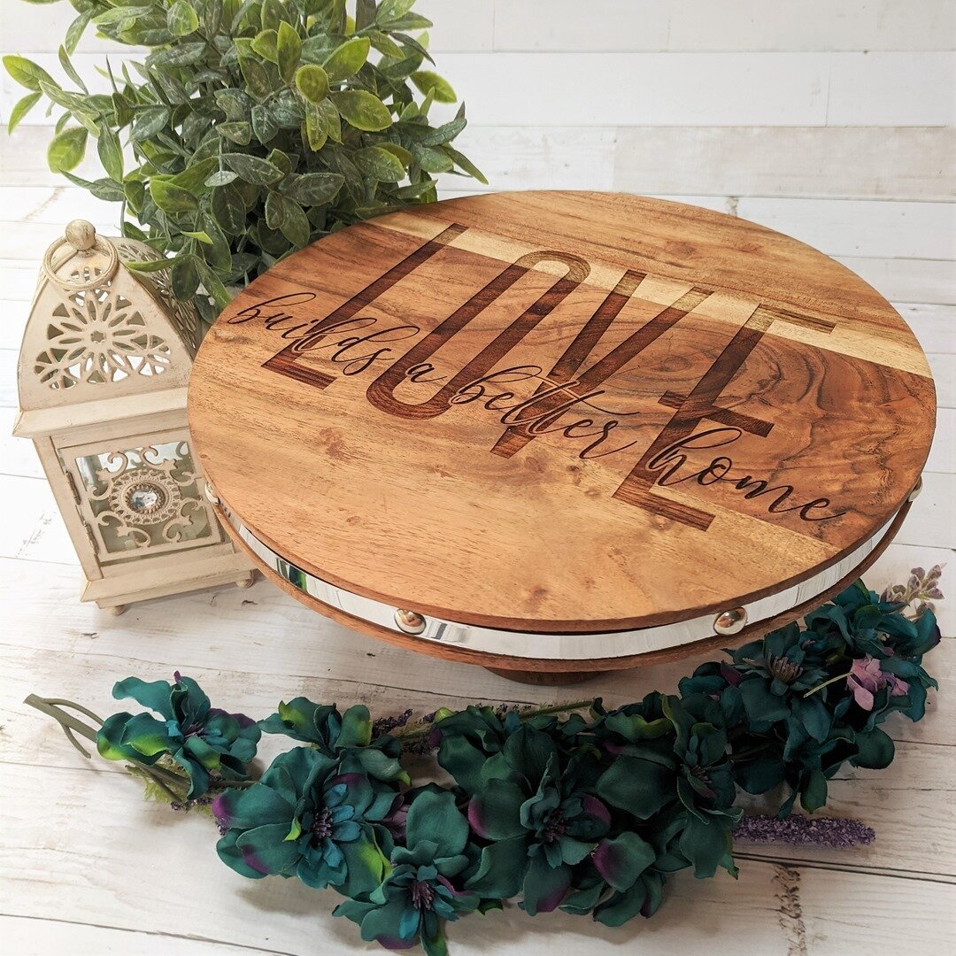 I keep staring at my dining room hutch thinking it needs a refresh which only has me wishing I had a few wood cake stands available in the shop that I could use. I just love the variation in height that they give and the wood blended with the glass a