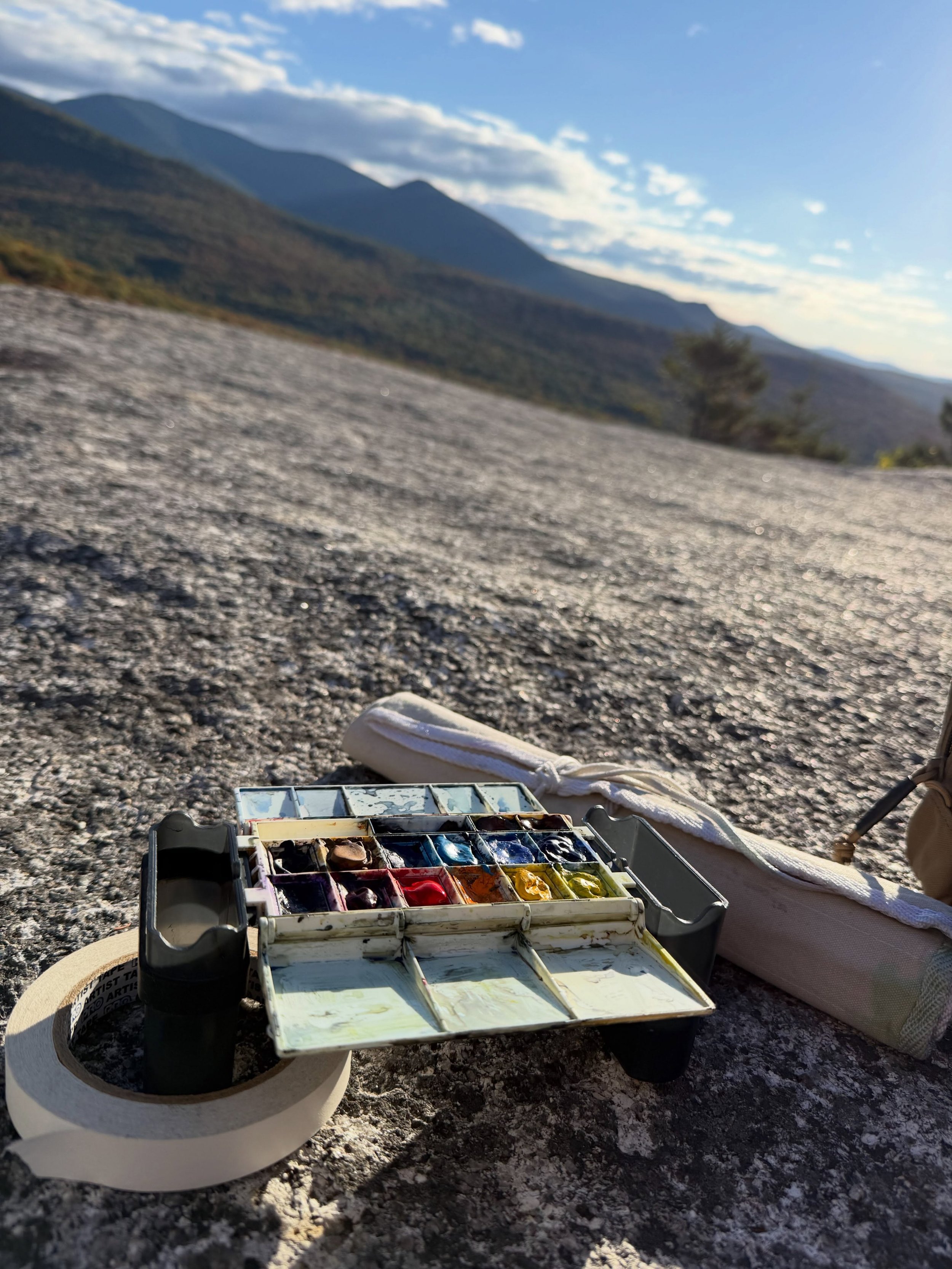 Not a bad evening to hike and paint. Catching sunsets on a summit is an incredible experience.

Painting it is even better. Swipe to see the work.

North Sugarloaf, White Mountains, NH (FYI, colors are beginning to broadcast from the slopes!)

Check 