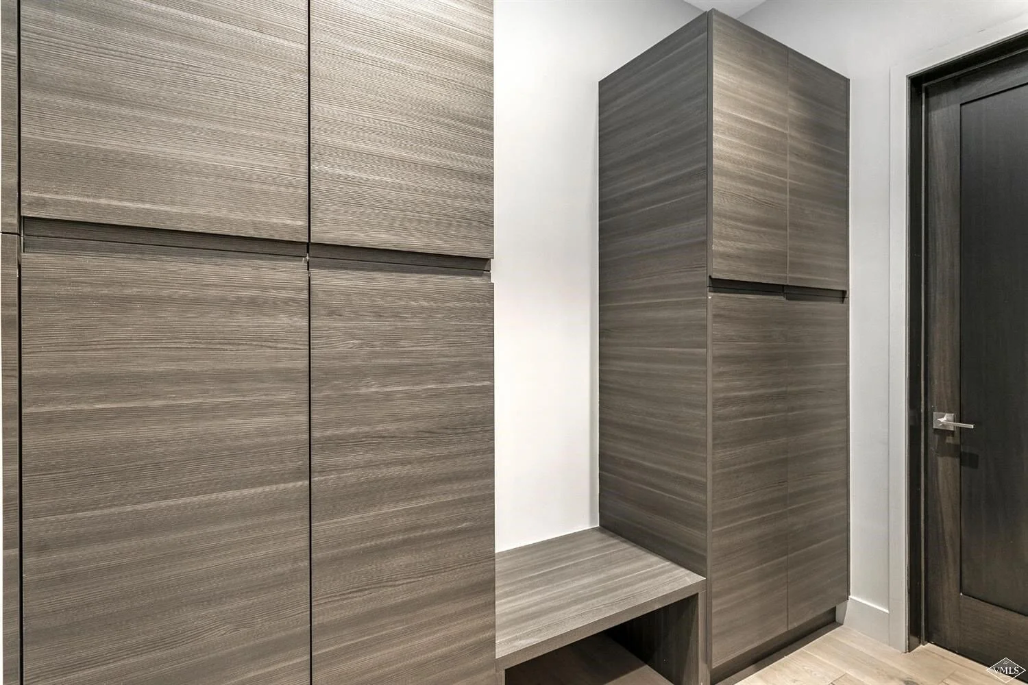 4561 Flatpoint 10.jpg