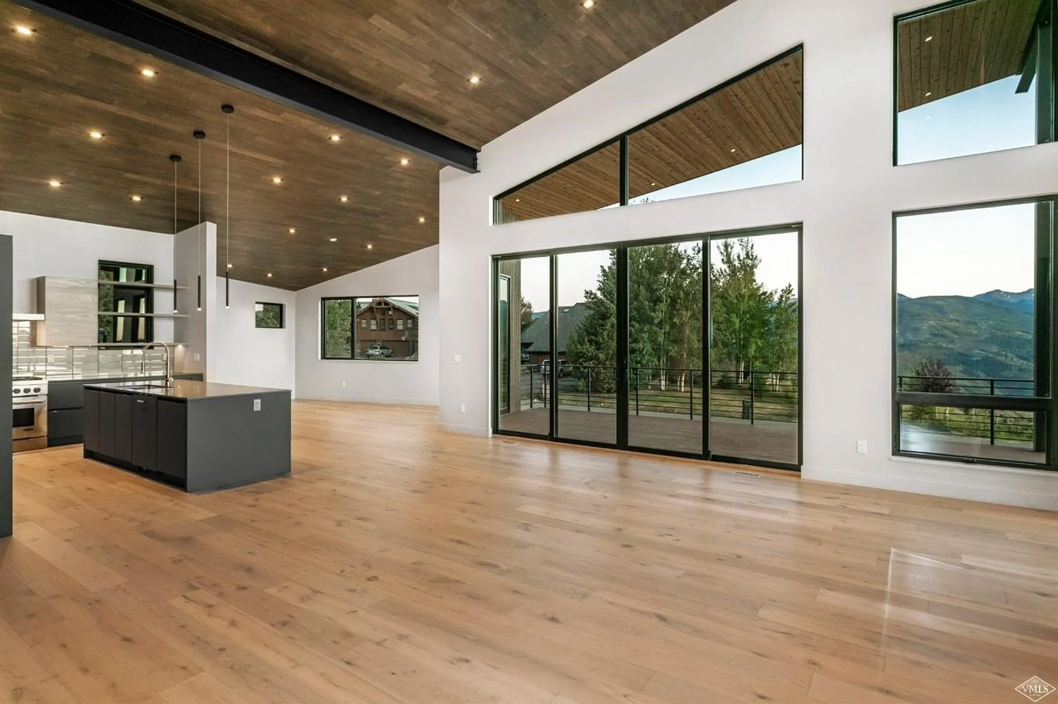 4561 Flatpoint 5.jpg