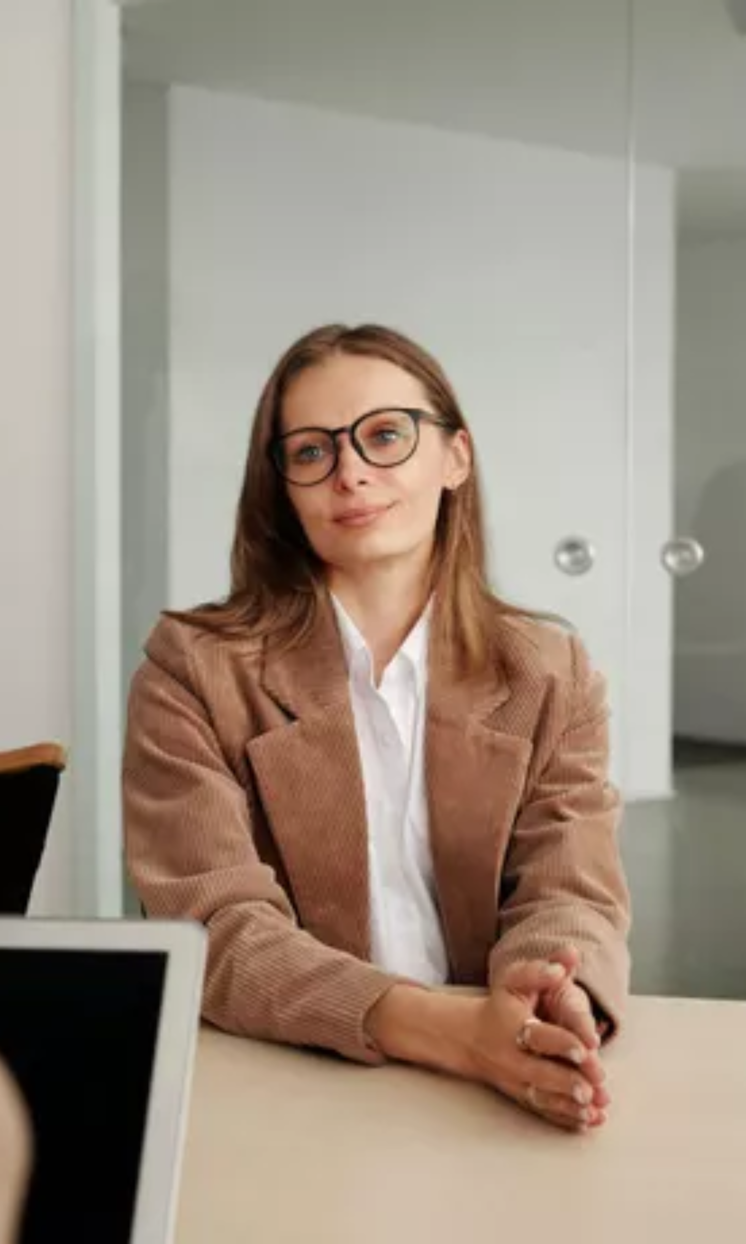 CRE Job Listings Rebound Amid Revived Dealmaking