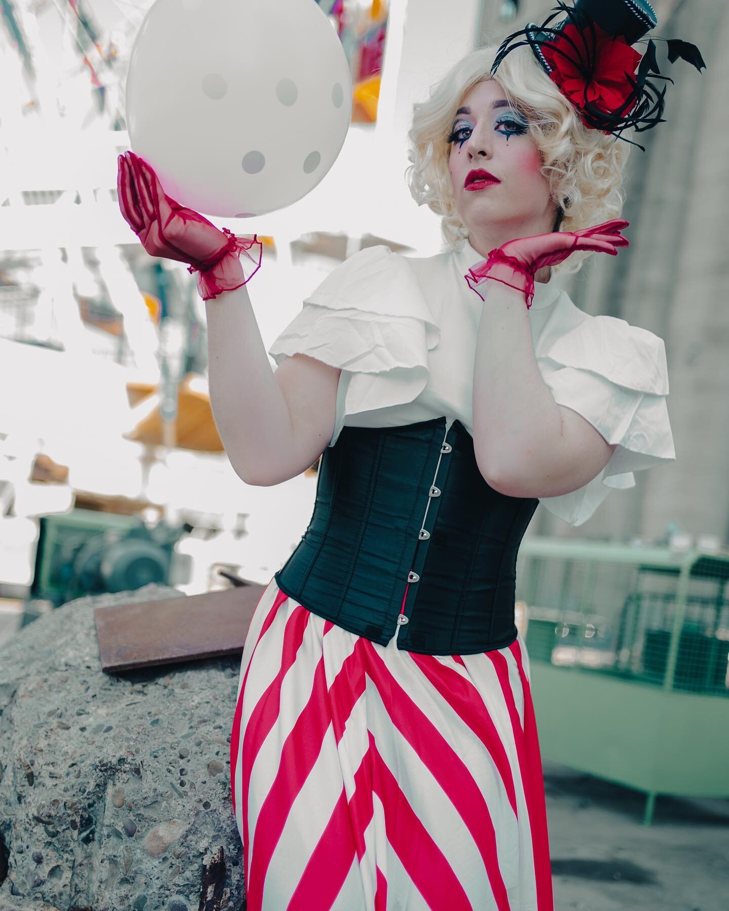 Industrial toned Circus  In Frame: @fit_and_nerdy_cosplay