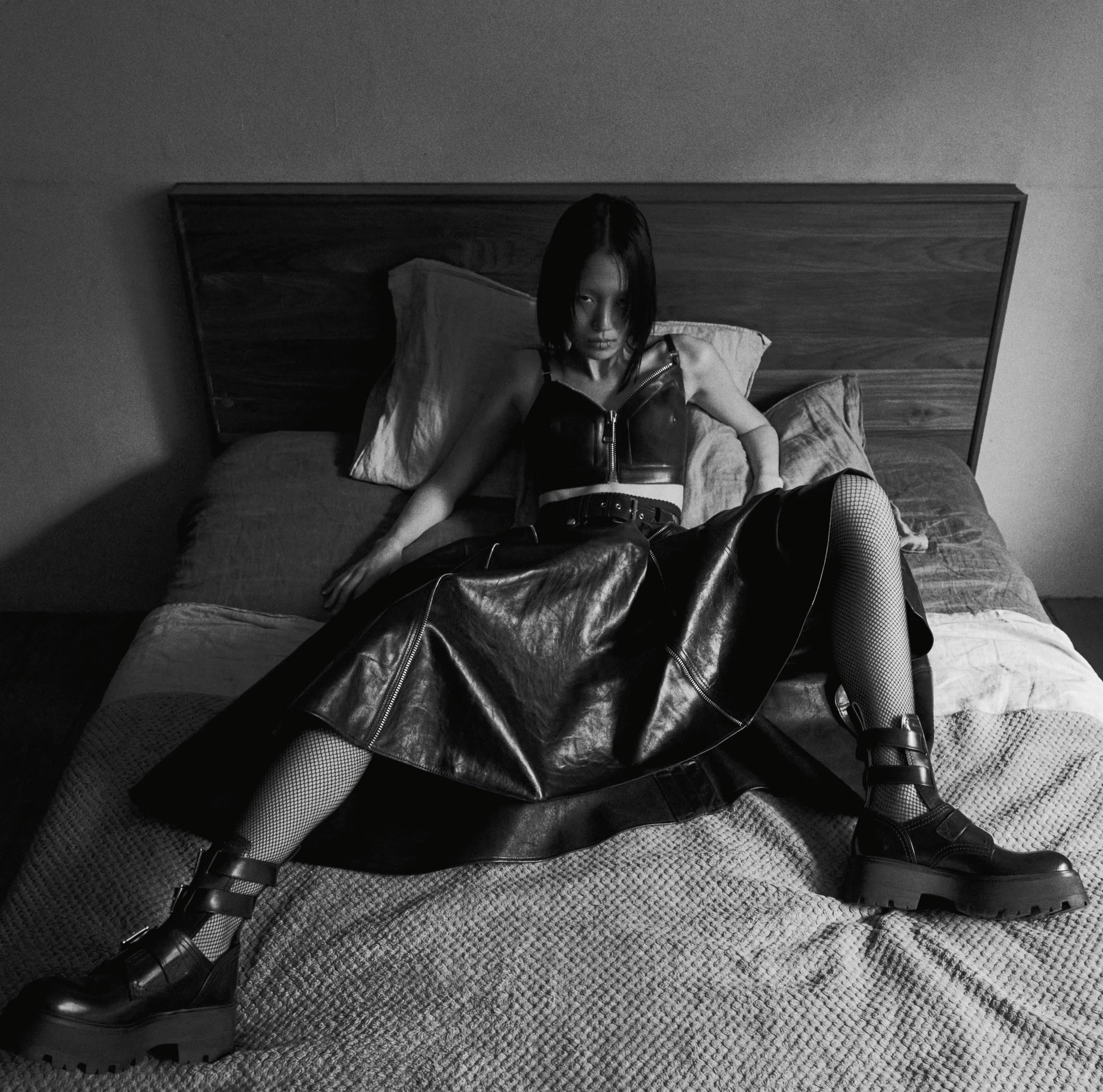 Hong + Lisa_HEROINE-16_uncompressed_Page_3_Image_0001.jpeg