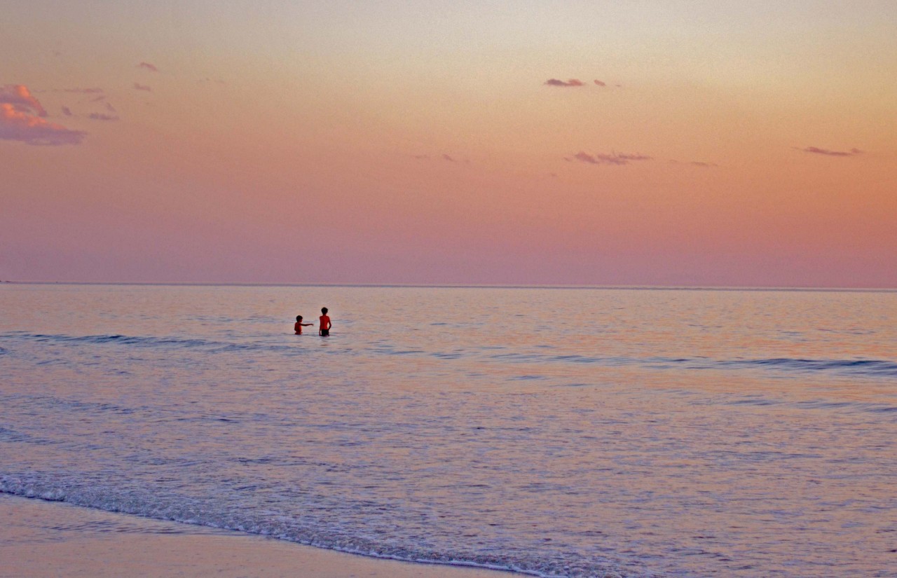 Dusk+Swimmers+Cable+Beach+Christine+Gibbs+artist+Melbourne.jpg