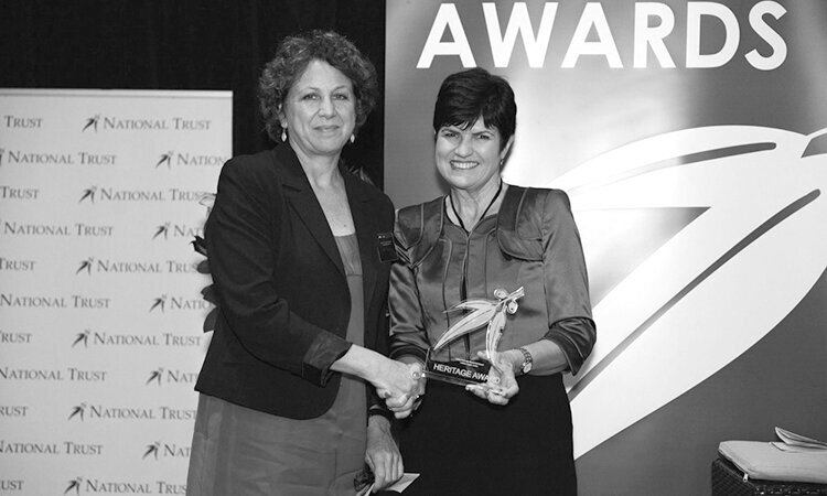  Letizia Coppo receives the Cathy Donnelly Award 
