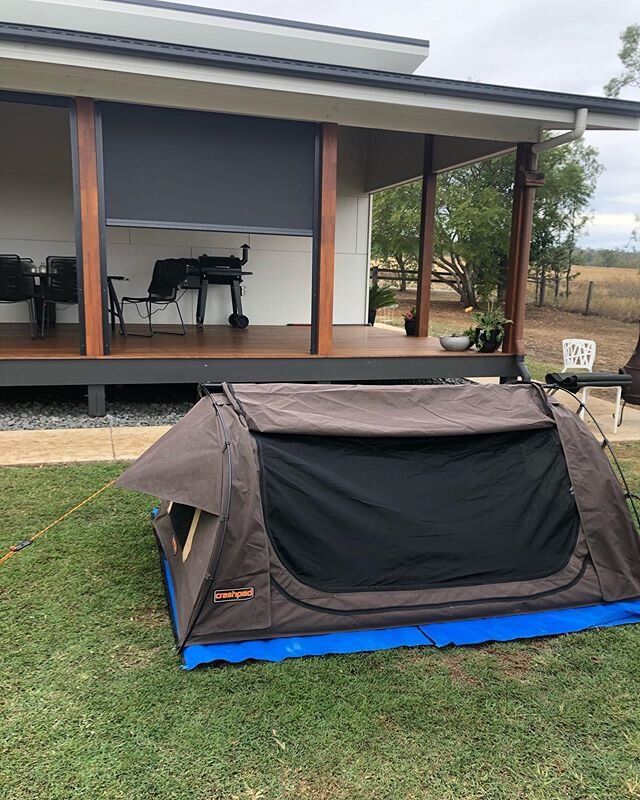 Testing out some new gear, Parks and I have some @crashpadgear setup for tonight and the Bosston smoker is cooking brisket with some gear from @phatboyzsmoking have a great weekend everyone 🍻