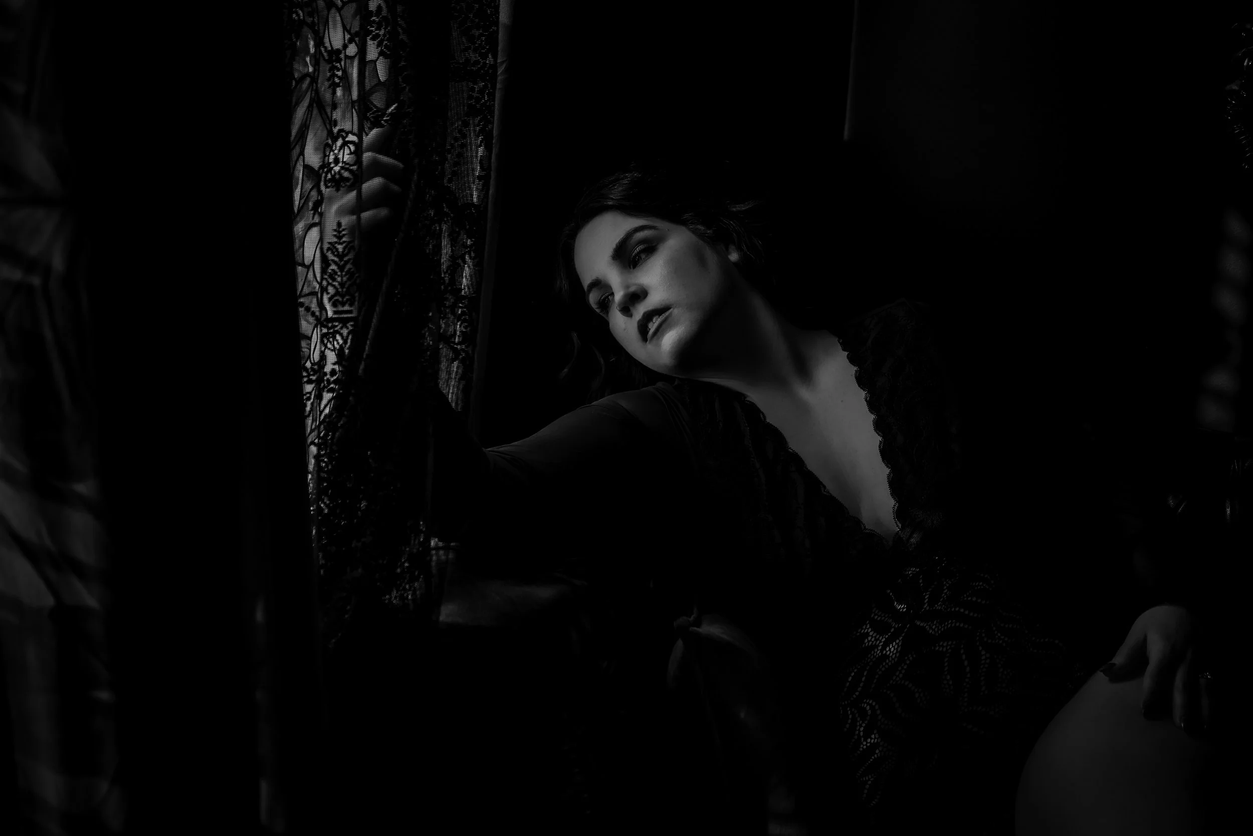 Why Book a New Year/Valentine’s Day Boudoir Session?