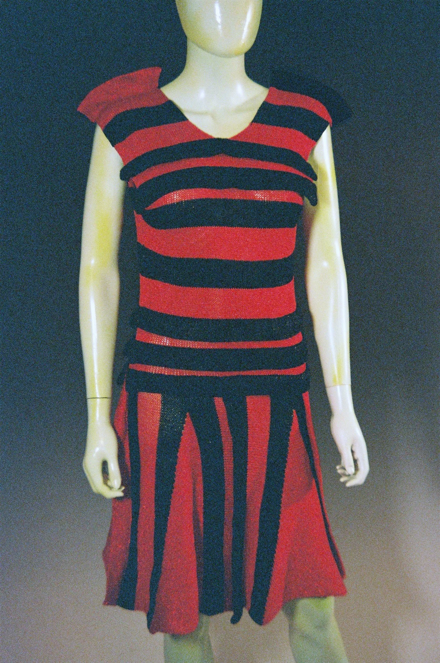 R1-02248-002A.JPG