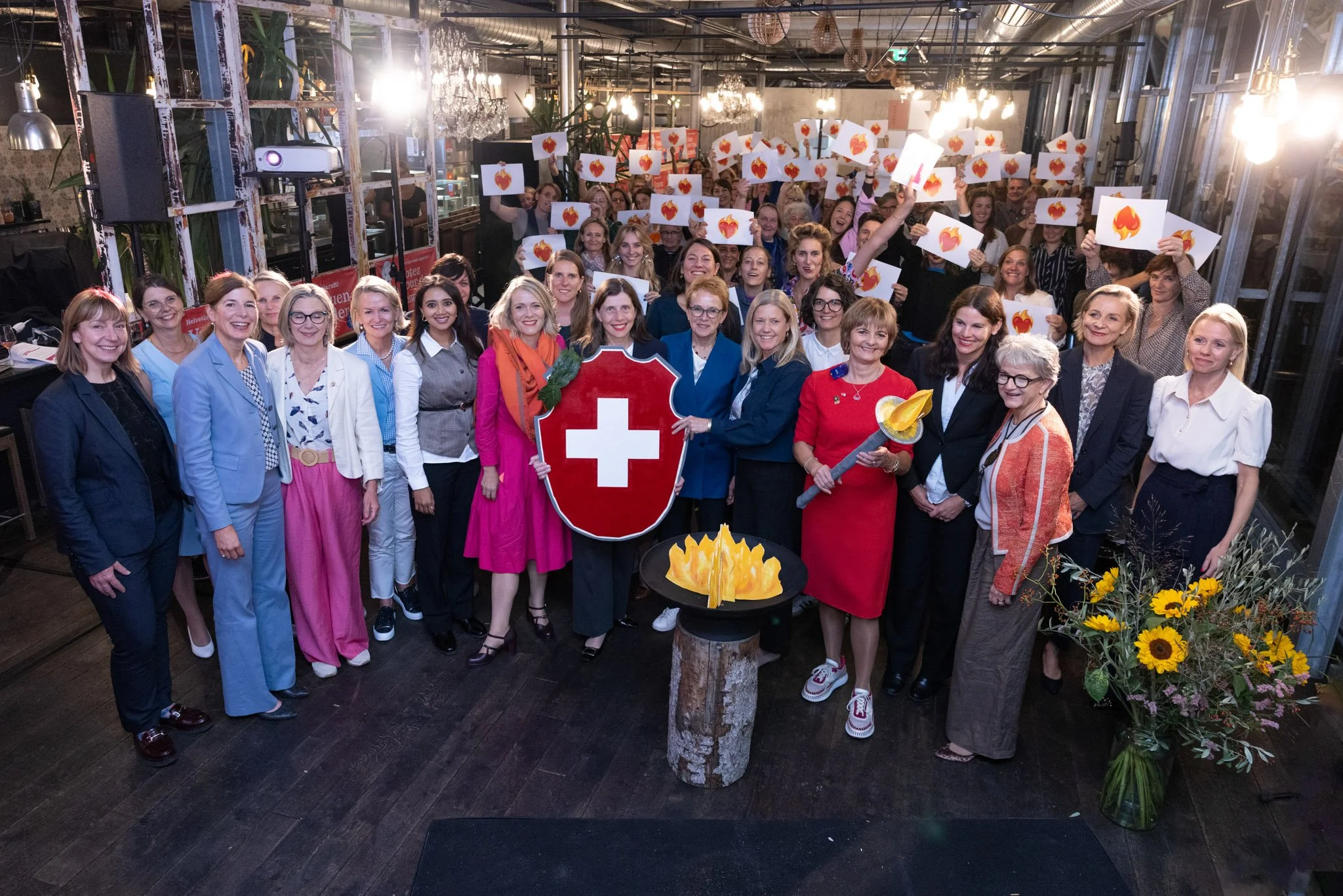 Helvetia ruft! zu den Wahlen 2027 – auf gehts, Frauen!