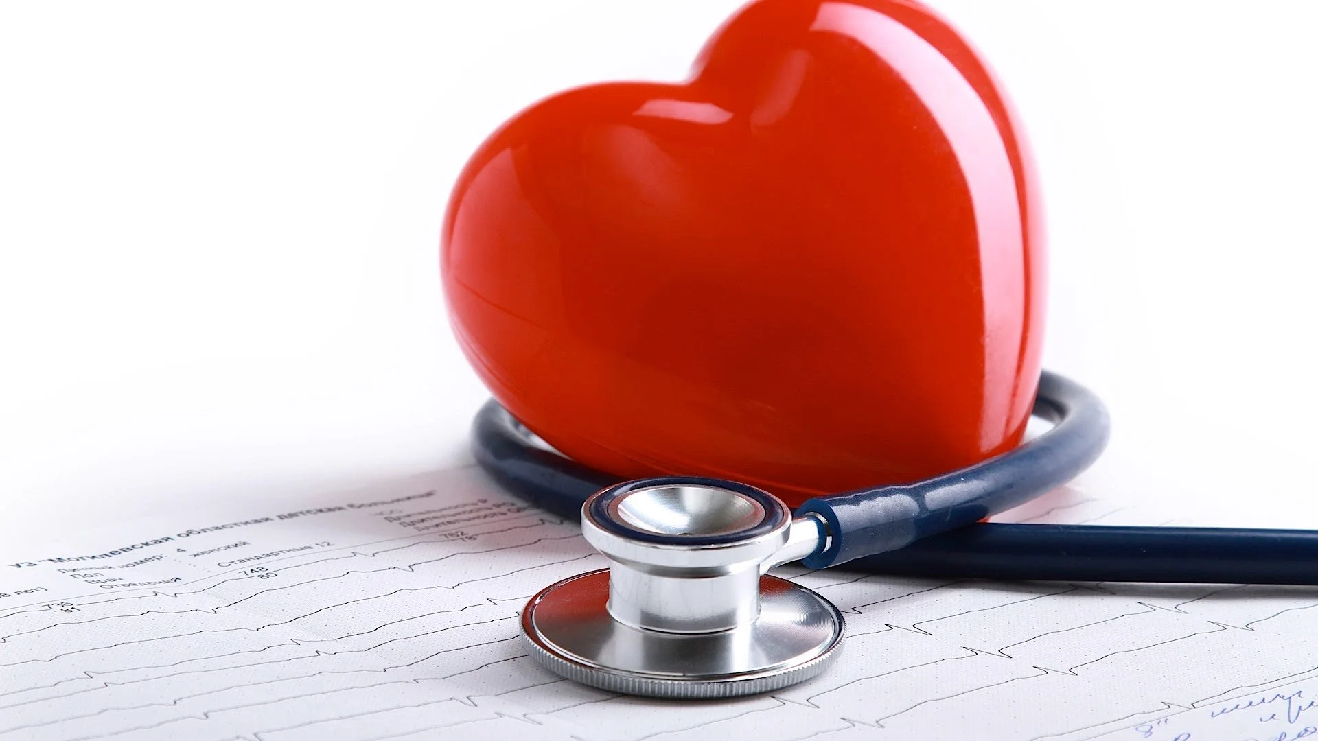 The hidden metabolic link between heart disease and mental health — inflammation, insulin resistance, and the mind-heart axis addressed through concierge metabolic psychiatry at Calderon Medicine Concierge Mental Health.