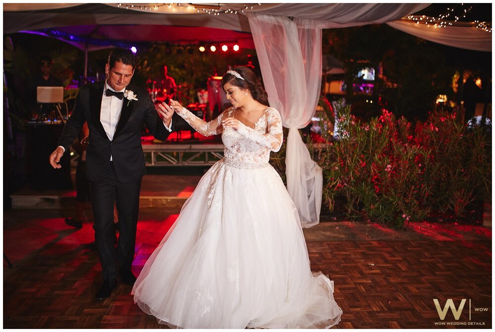 Elizabeth & Bryan - Wow Wedding Details Photography @ Landhuis Jan Thiel Curacao_0020.jpg