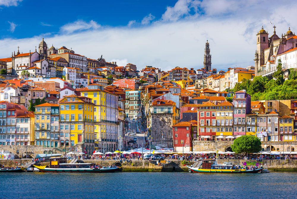 Old_Town_Porto_Portugal_168744.jpg