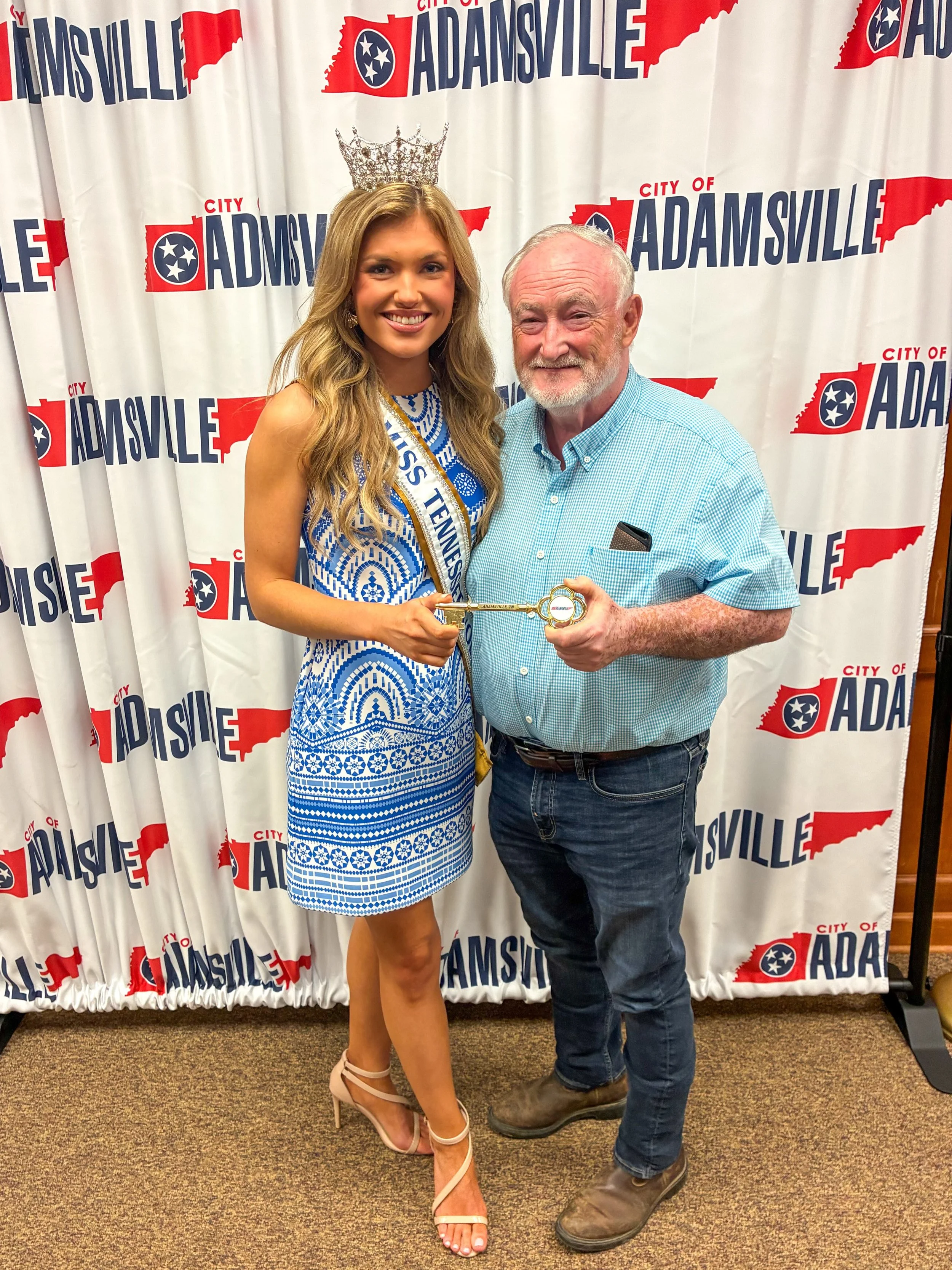 Last night, I thought I was simply attending the Adamsville City Commission meeting, but instead I was completely surprised to be presented with the Key to the City!

Adamsville is the community that raised me, encouraged me, and has supported me eve