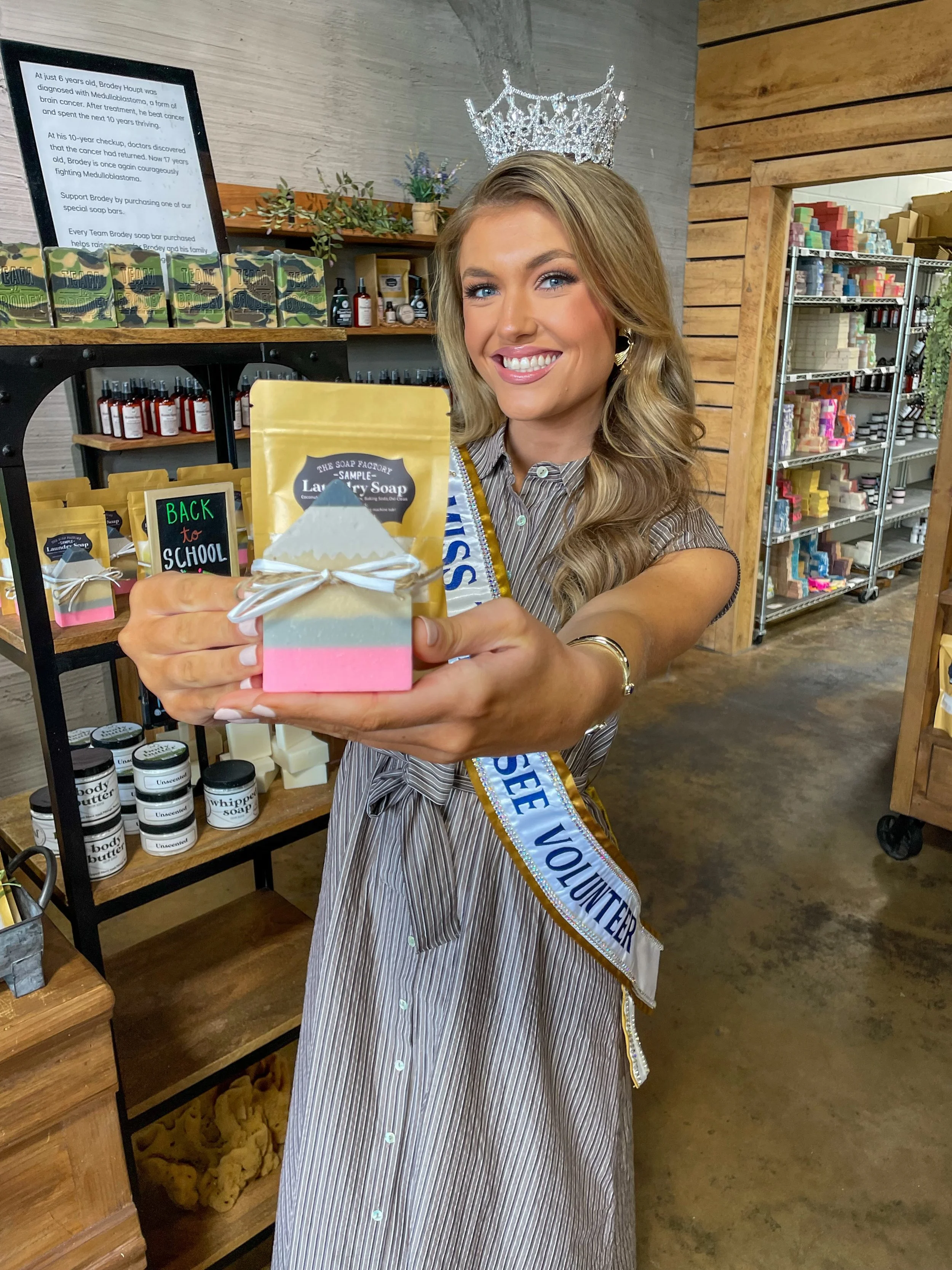 Back to school season is here! 🚌✏️🍎🧼

@thesoapfactory.lakeland has the CUTEST back-to-school soaps right now, and I may be a little obsessed! Whether you&rsquo;re treating a teacher, student, or yourself, these make the sweetest little back-to-sch