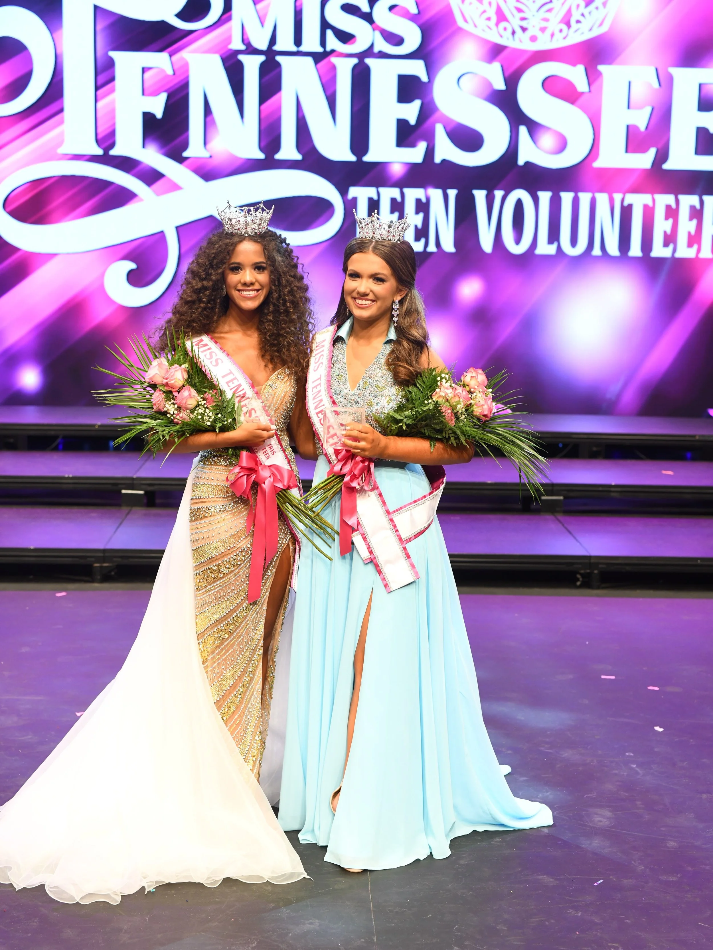 Saturday officially starts PRELIMS season!!! 🤸&zwj;♀️😆🩷🩵✨I can&rsquo;t wait to see everyone at the Miss Nashville pageant Saturday, and the Miss Jackson pageant on Sunday! 

#MissTennesseeVolunteer #MissTennesseeTeenVolunteer #Volunteer #Voluntee