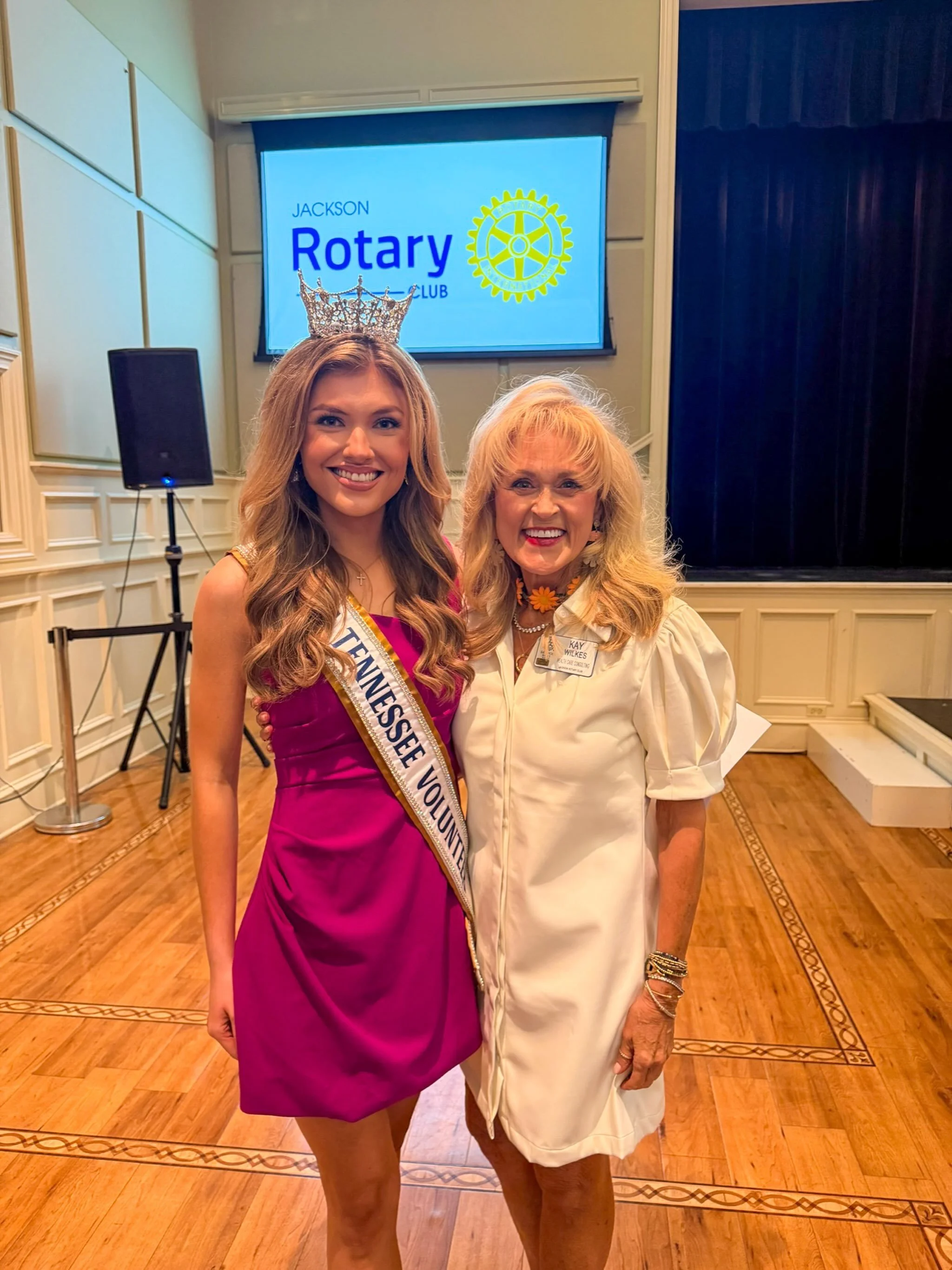 It was such an honor to be today&rsquo;s speaker at Jackson Rotary Club! 

I loved sharing a little about my journey through the Miss Volunteer America organization, my SERVE initiative: S.M.A.R.T. , and my plans to educate students about digital lit