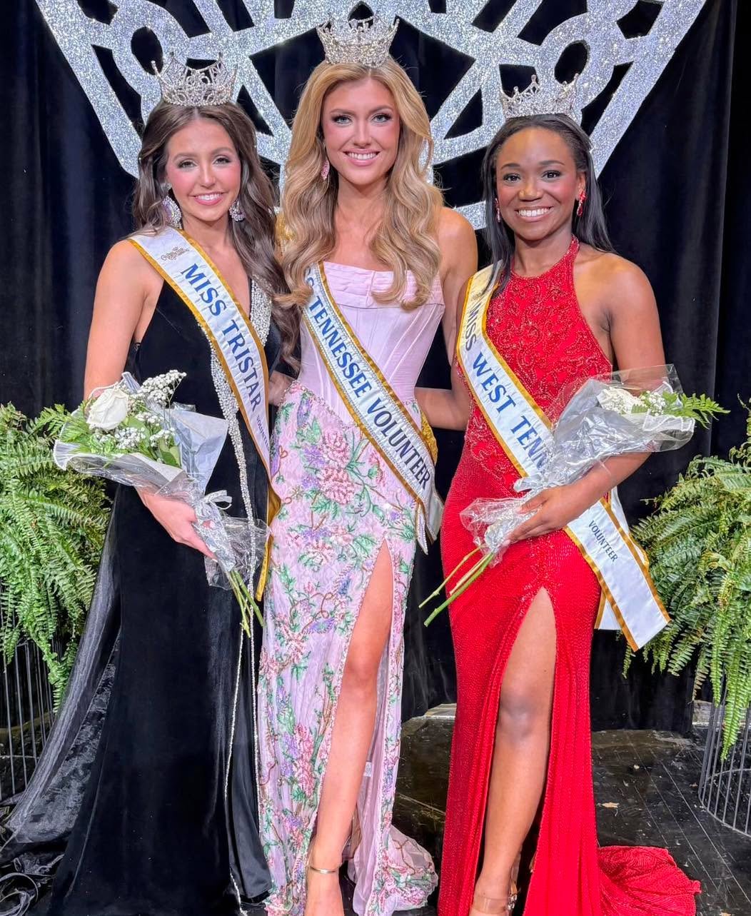 Karenna with Miss Tristar Volunteer 2027 Zoey Burleson &amp; Miss West Tennessee Volunteer 2027 Leah Smith
