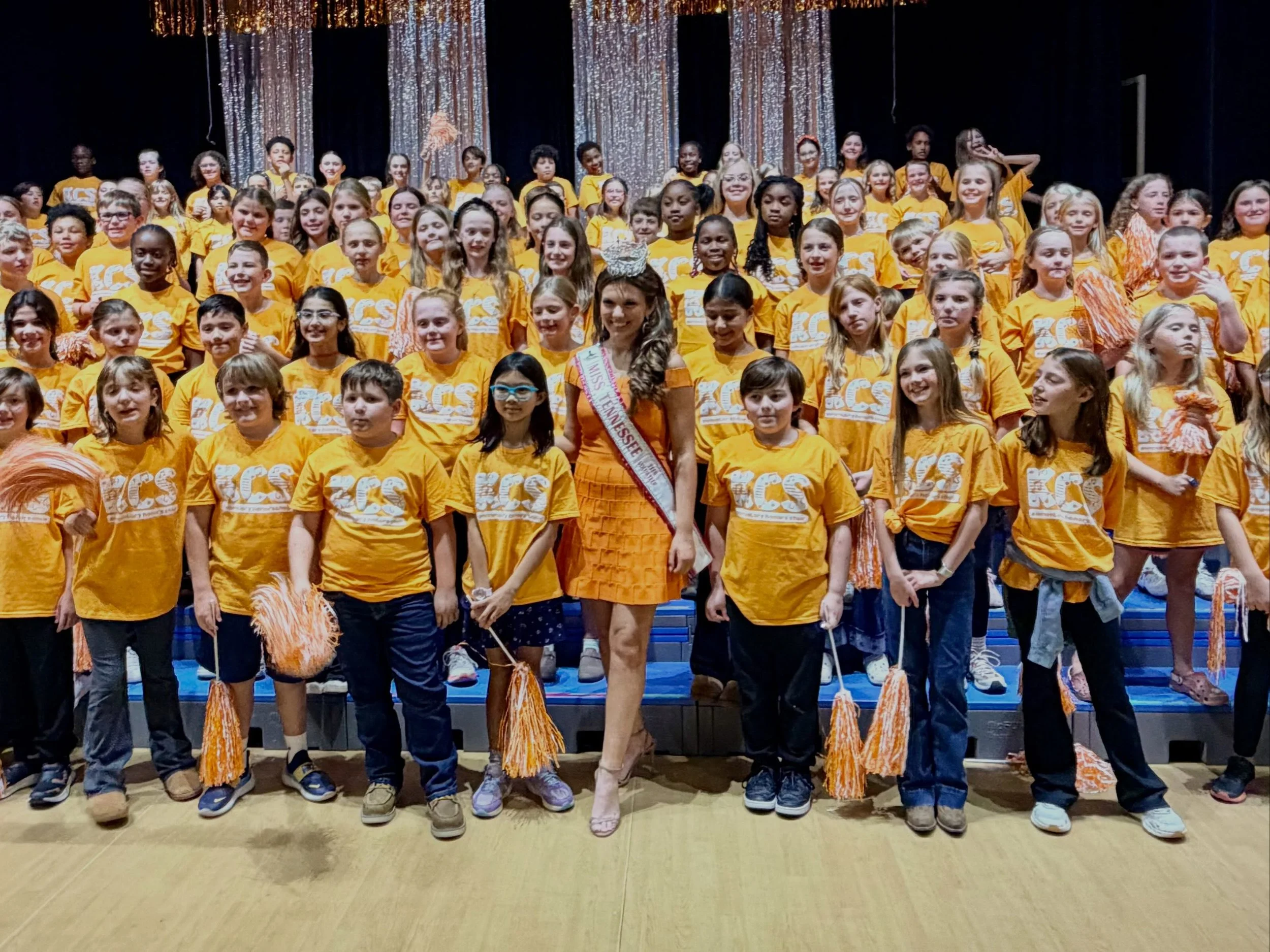 A little extra proud of my mom this weekend! She was selected to serve as the Director of the KCS Elementary Honors Choir, and I was lucky enough to tag along and help with rehearsals! Seeing so many young students excited about singing was such a sw