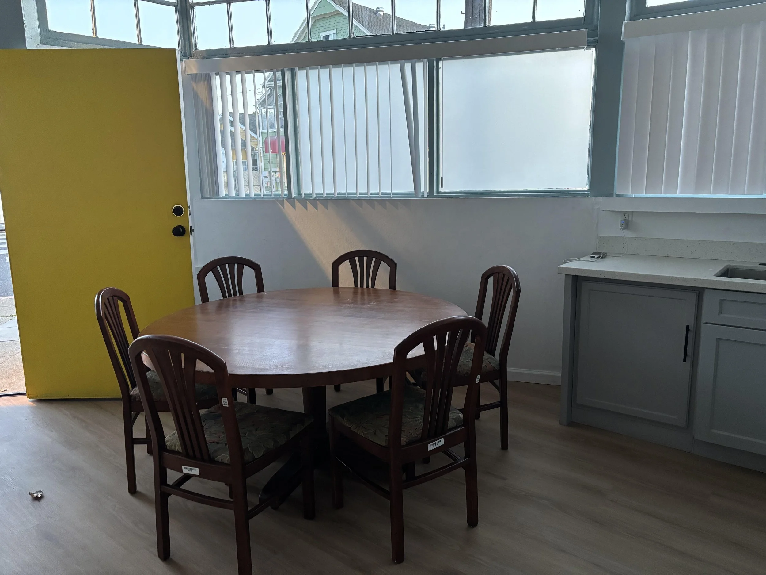 38th kitchen table.jpg